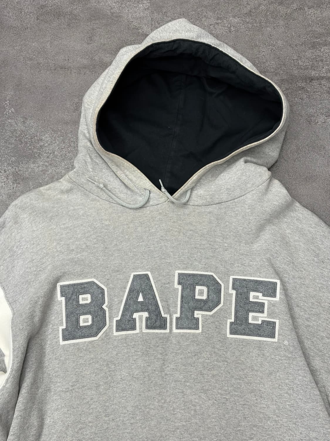 베이프 스펠아웃 BAPE 그레이 후드티 상품이미지4