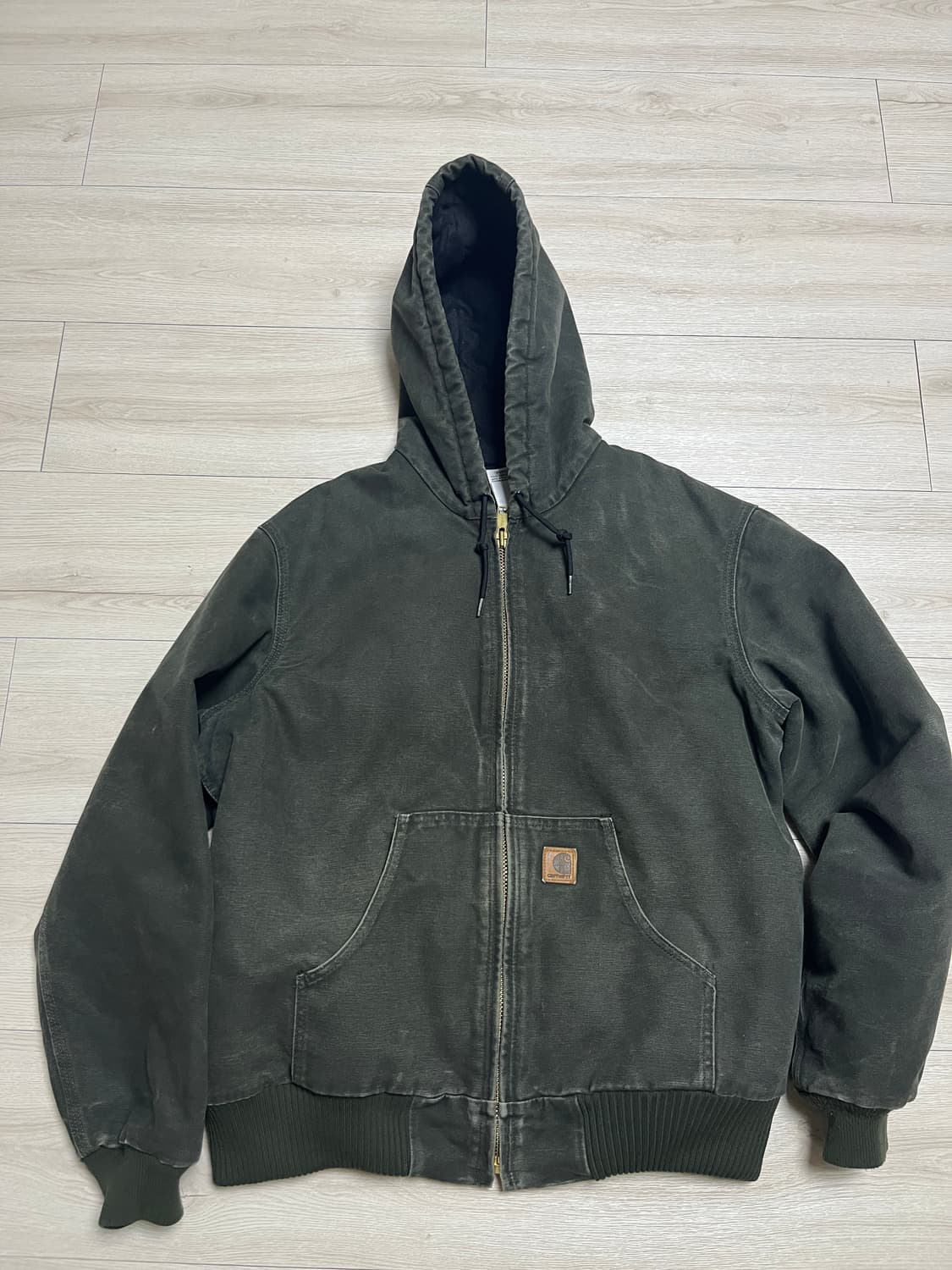 칼하트 j130 모스그린 m사이즈 판매합니다 상품이미지1