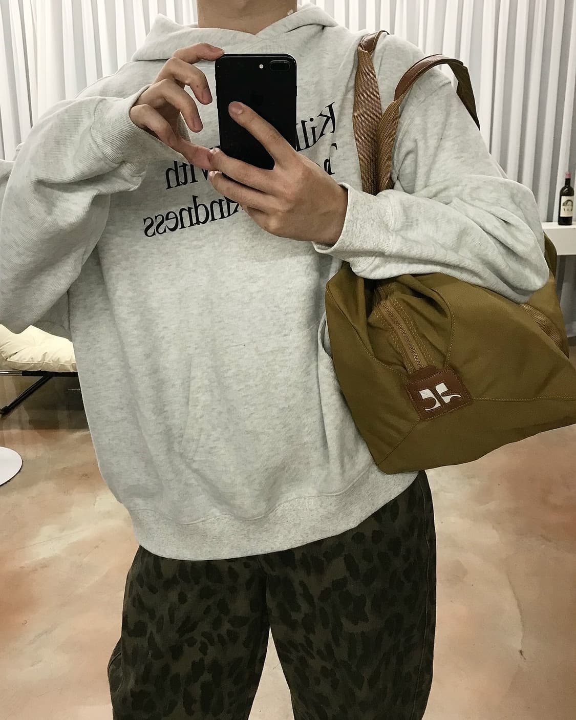 꾸레쥬 더블 로고 보스턴백 가방 상품이미지8