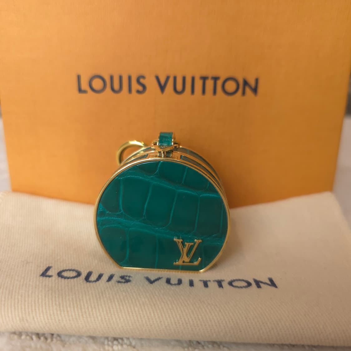 [정품/중고] 루이비통 미니거울 키링 / 백참 상품이미지1