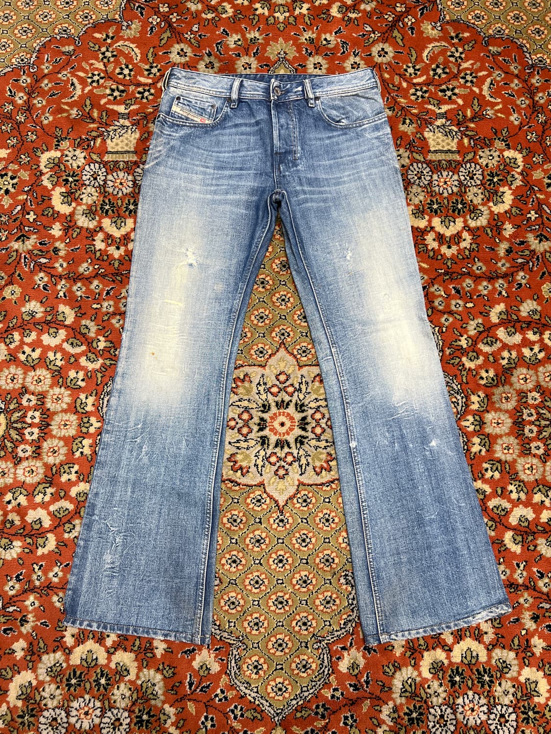 [31] 디젤 자탄 부츠컷 플레어 데님 팬츠 상품이미지1