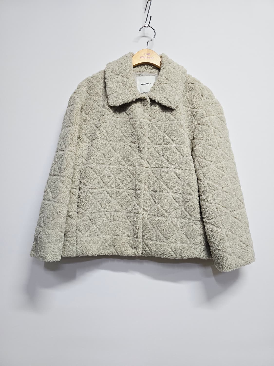 빈폴 패턴 부클 소재 쇼트 아우터 카키 퀼팅 플리스 자켓 상품이미지1