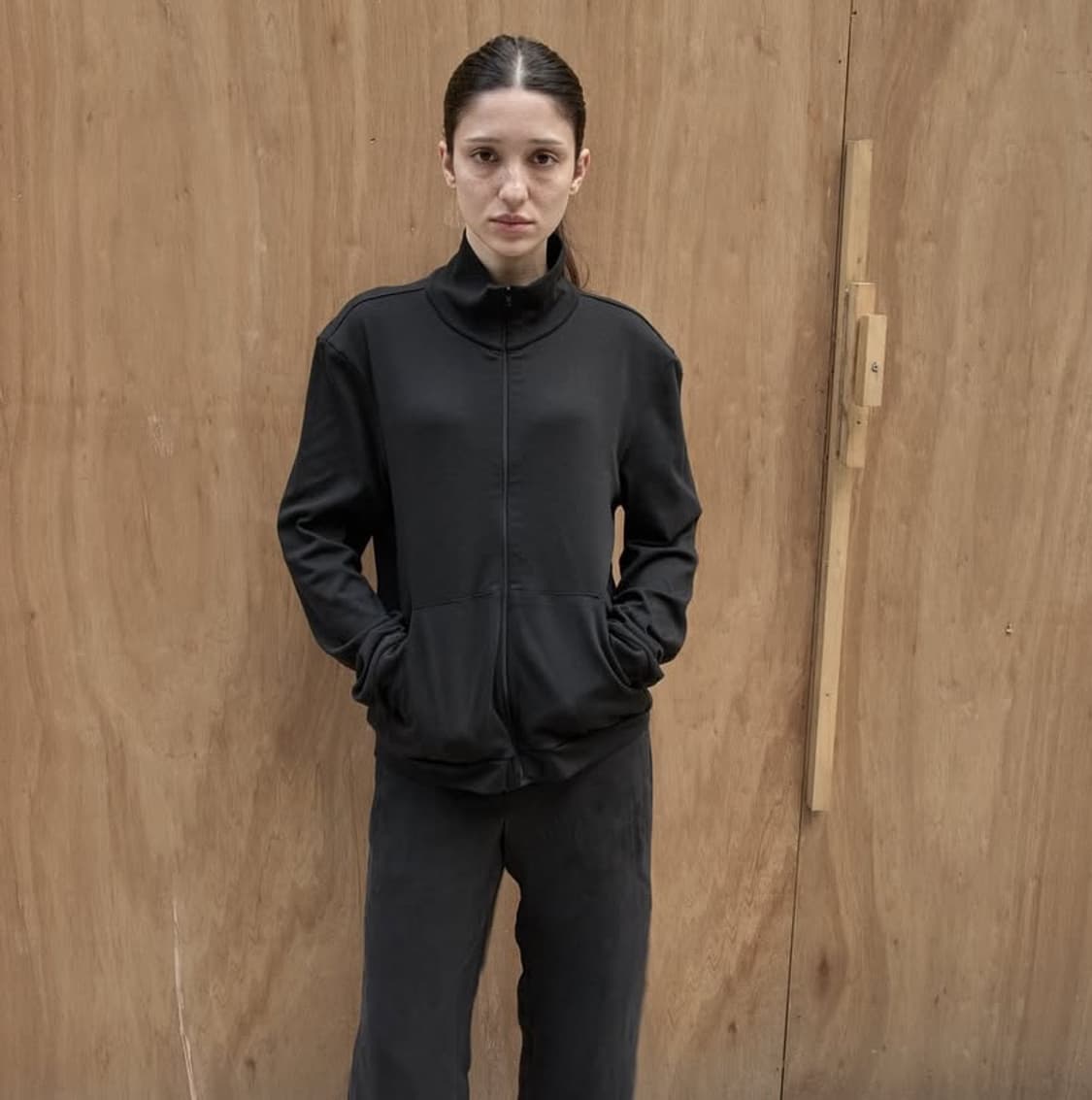 머듈 neck zip black ( 2 —> 1 사이즈 교환 ) 상품이미지1