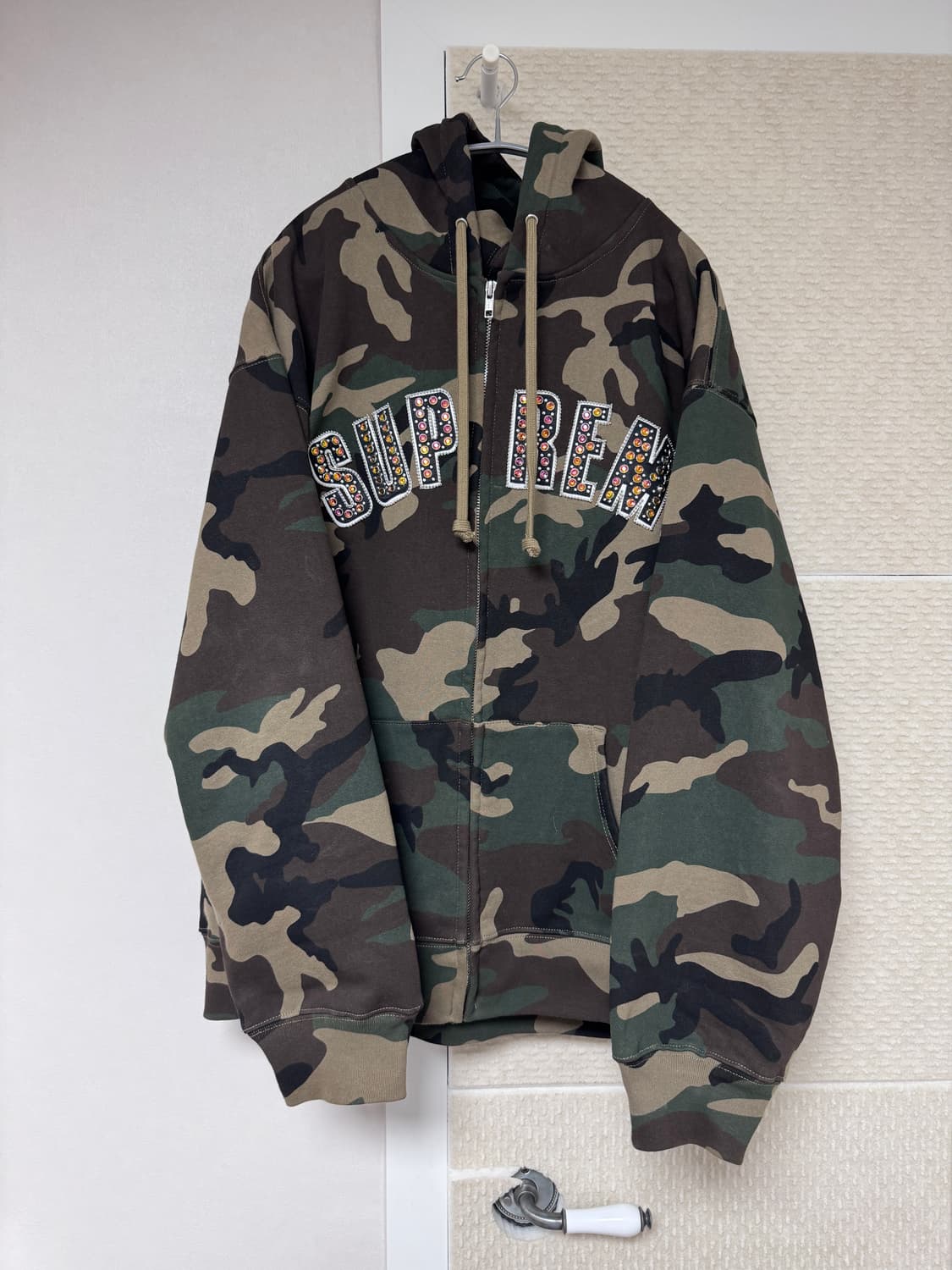 슈프림 x B.B. simon 우드랜드 카모 후드 상품이미지2