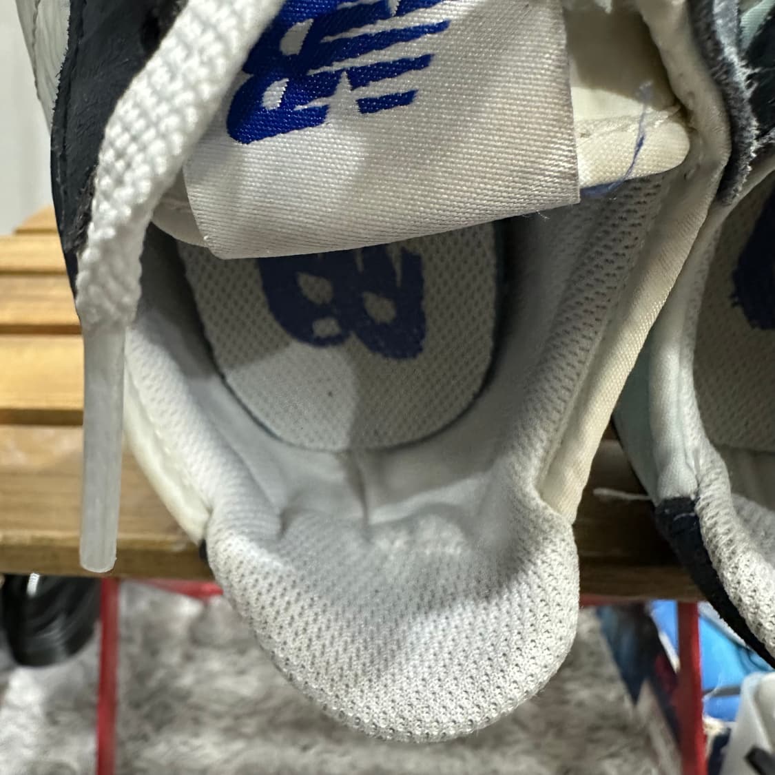 230) 뉴발란스 운동화 여성 여자 신발 327 네이비 스니커즈 상품이미지9