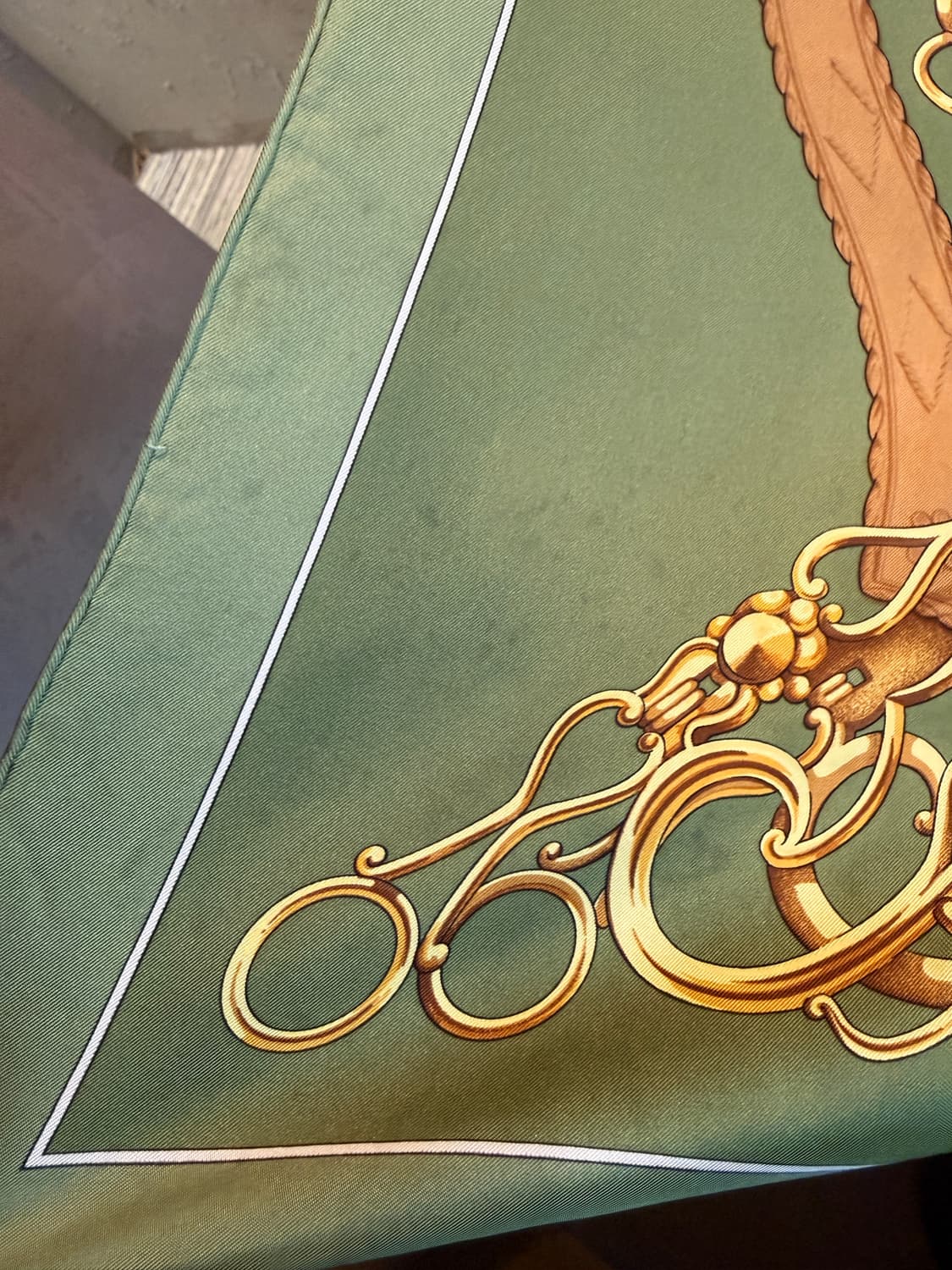 에르메스 클래식 마구 패턴 실크 스카프 그린 90 상품이미지7