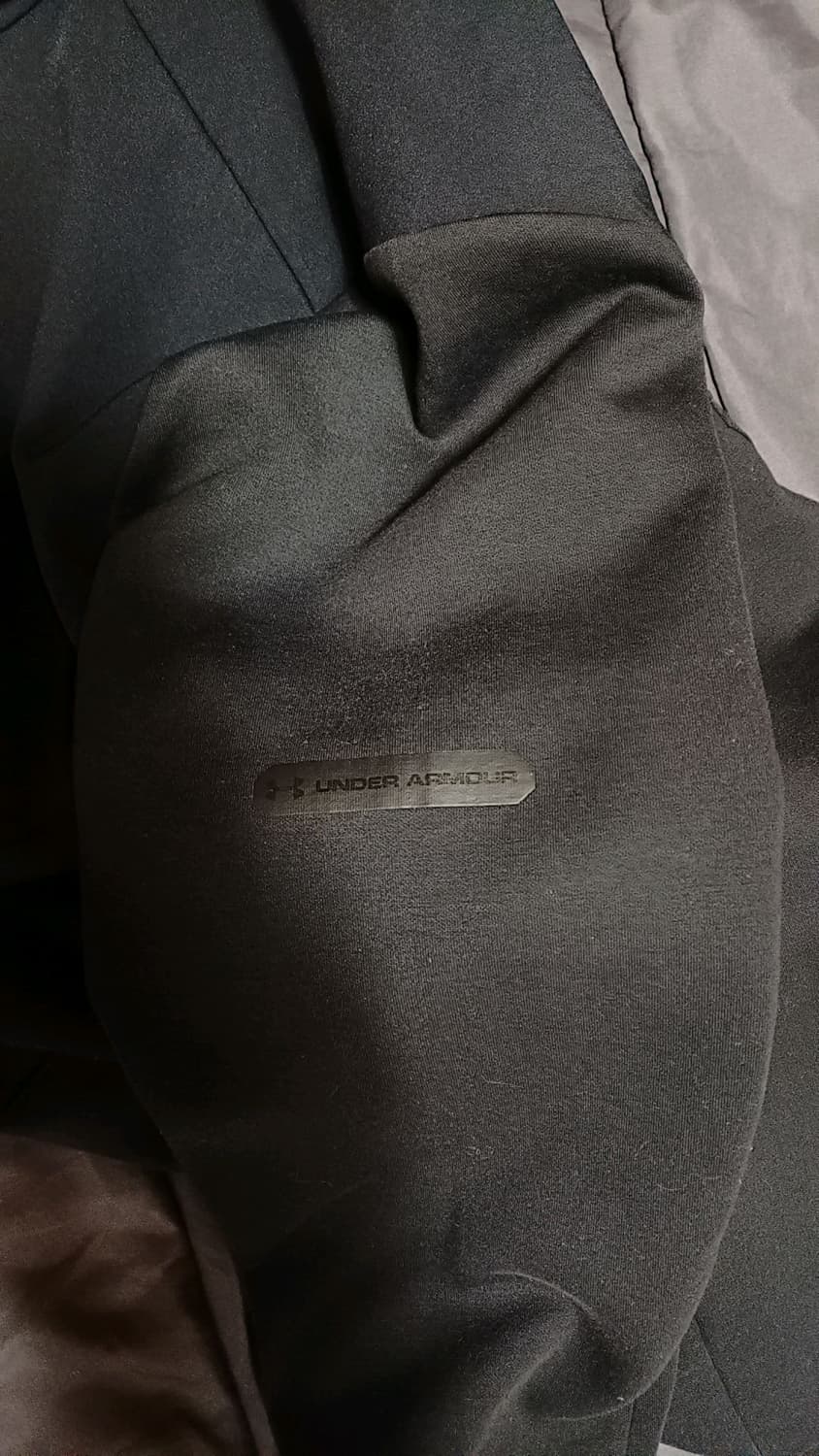언더아머 후드집업 100 가슴54 기장69 상품이미지3