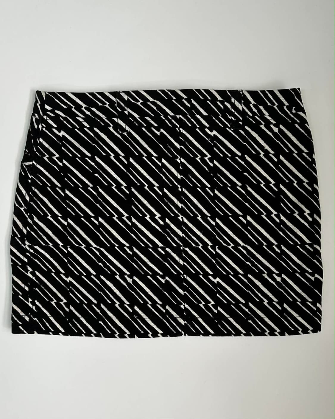 [38] 겐조 아브스트랙트 패턴 매장판 정품 미니 스커트 상품이미지2