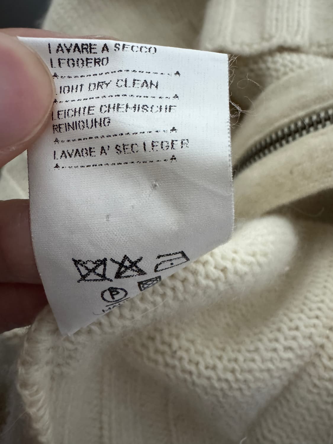 정품!! 여성 까스텔바작 핸드메이드 스누피 니트 가디건 상품이미지5