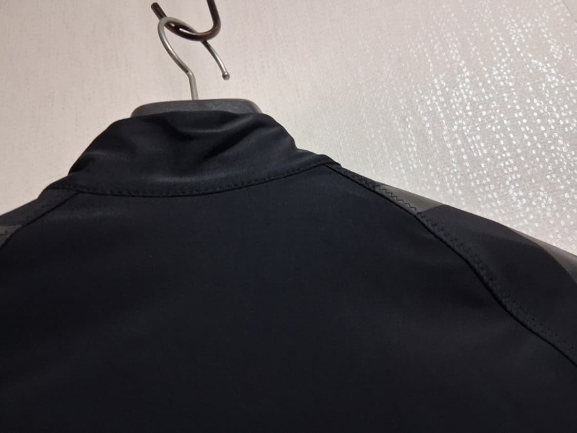 DYNAFIT 여성 트랙져지탑 44반정도 표기85CM S
신체치수 가슴 상품이미지7