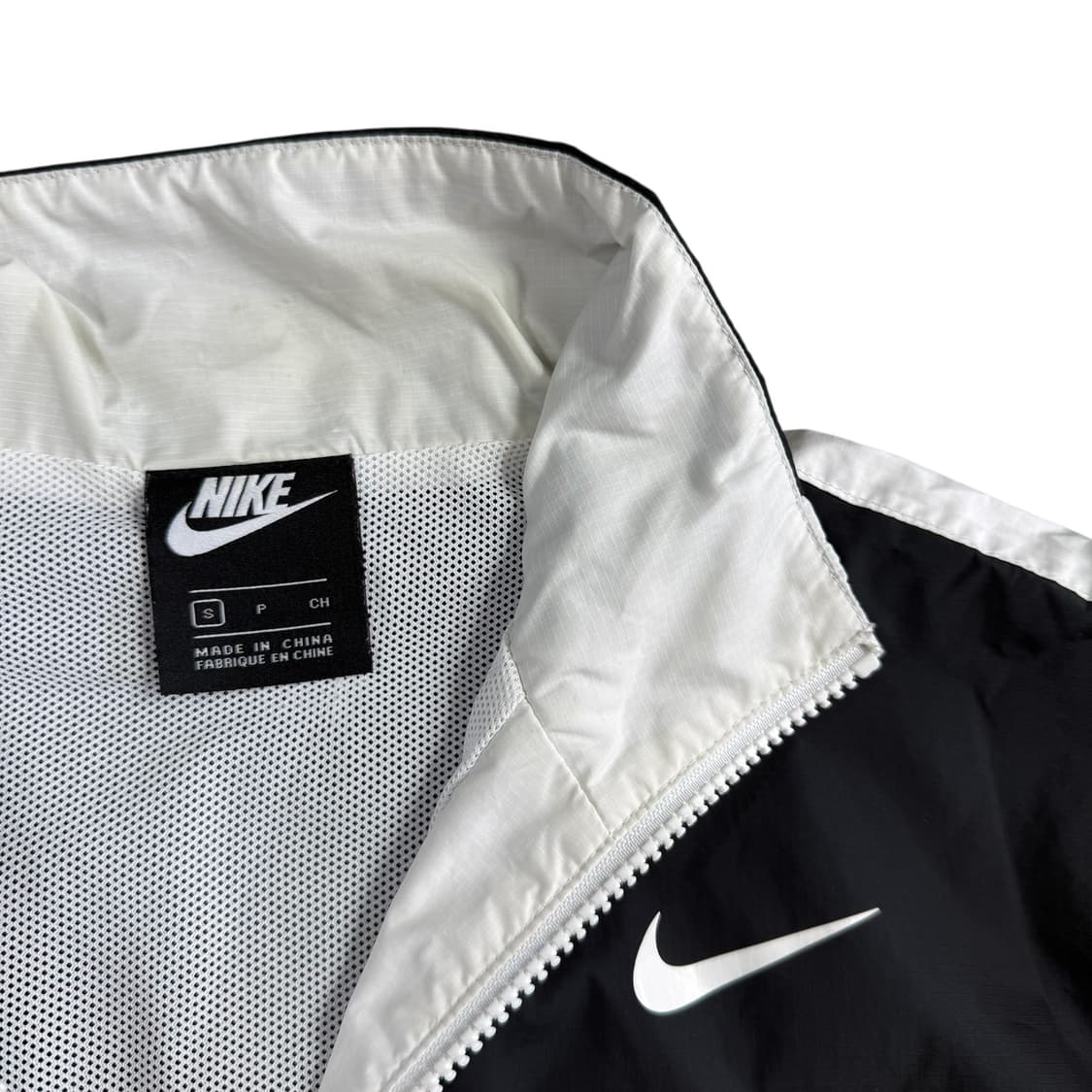 나이키 바람막이 상품이미지2