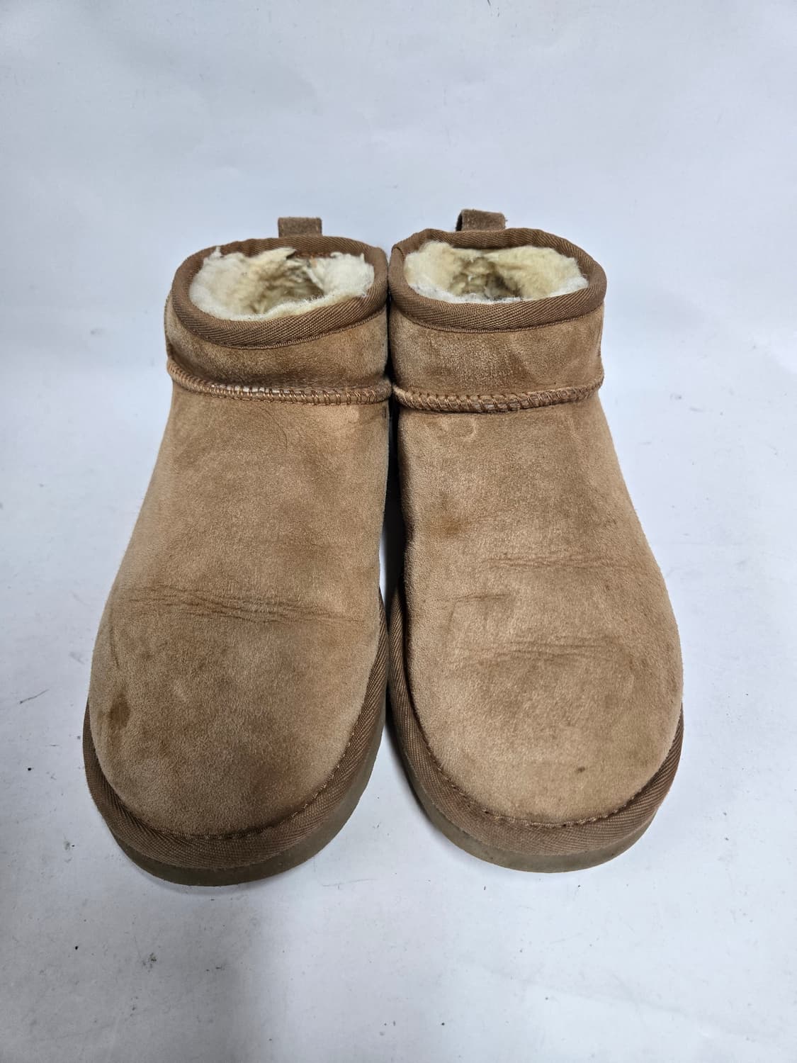 UGG어그 클래식 울트라 미니 부츠230mm 상품이미지2