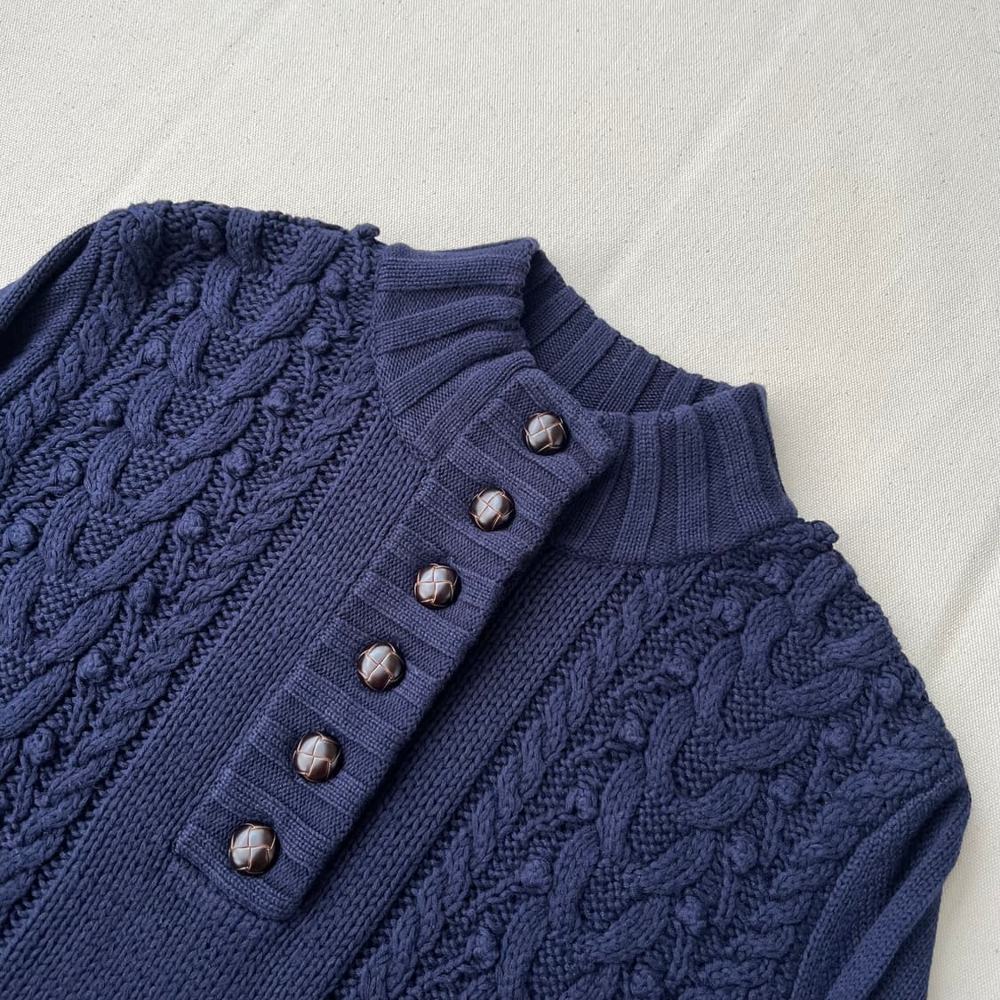 맥그리거 케이블 버튼 니트 상품이미지2