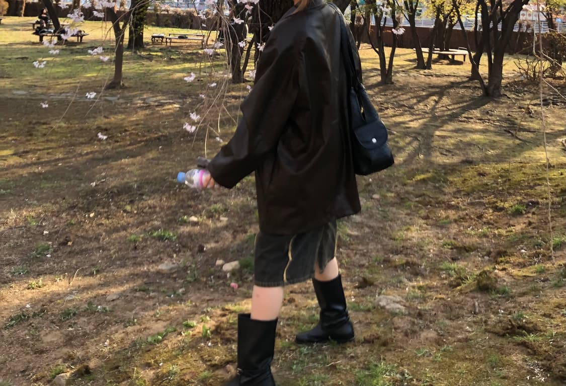 RuNaKiHu 스카이 클라우드 워싱 데님 미디 스커트 (BLACK) 상품이미지4