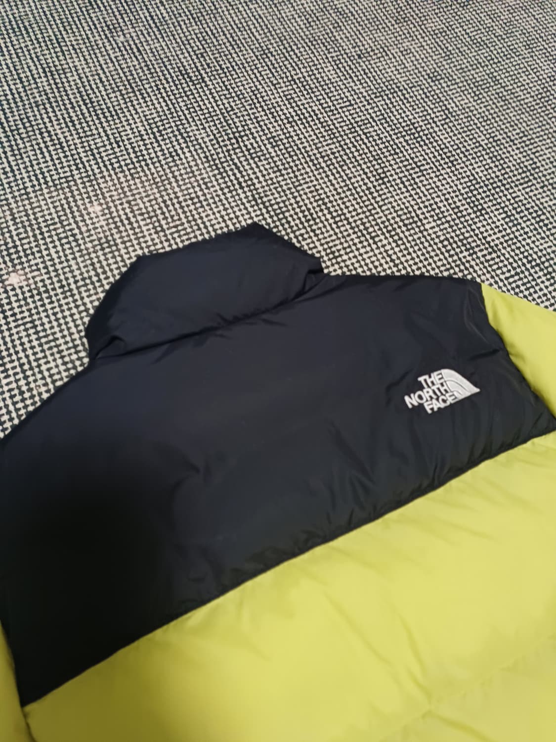 노스페이스 키즈 눕시 패딩 (옐로우/블랙)-(8-9세) 상품이미지7
