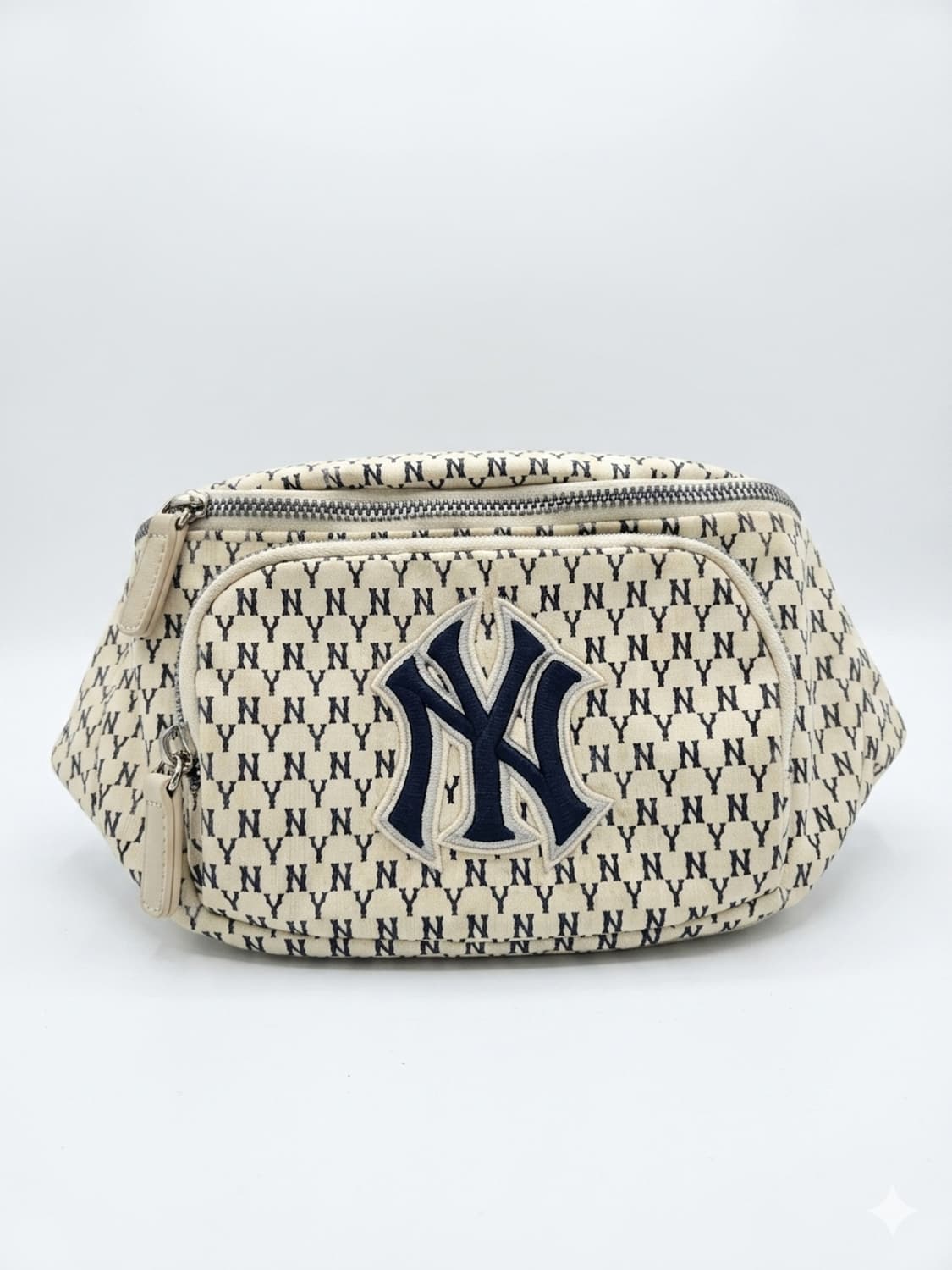 MLB 엠엘비 힙색 가방! 디자인 짱 이뻐요 사이즈 조절가능! 상품이미지1