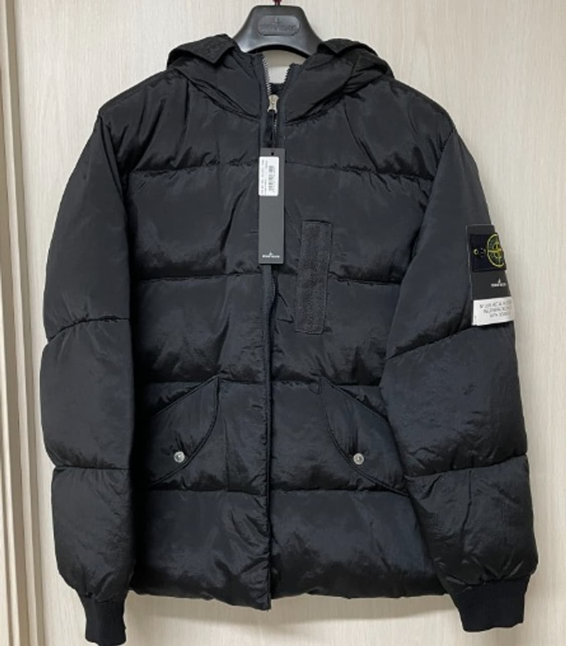 스톤아일랜드 나일론메탈 패딩 블랙 상품이미지1