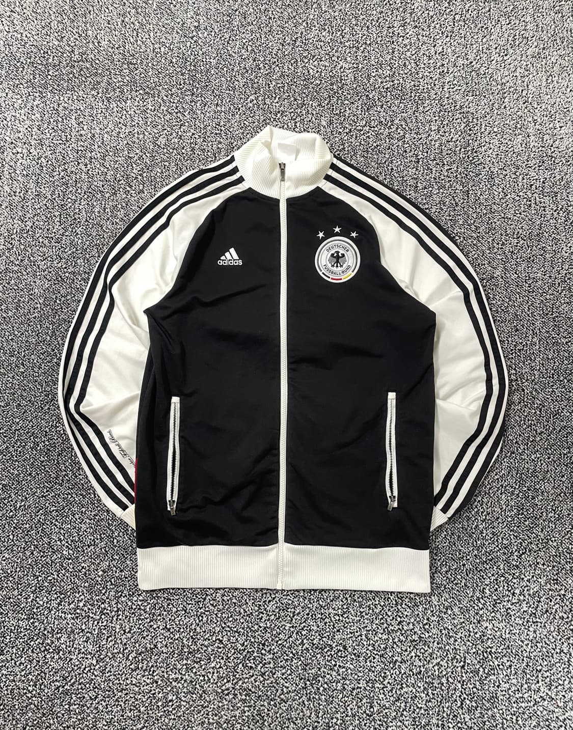 빈티지9. 아디다스 독일 국대 엠블럼 져지 트랙탑 검흰 배색 트레이닝 상품이미지1