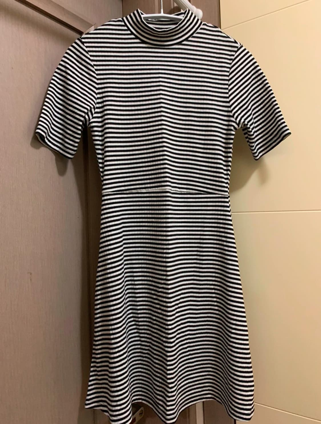TOPSHOP 탑샵 스트라이프 반팔 원피스 상품이미지1