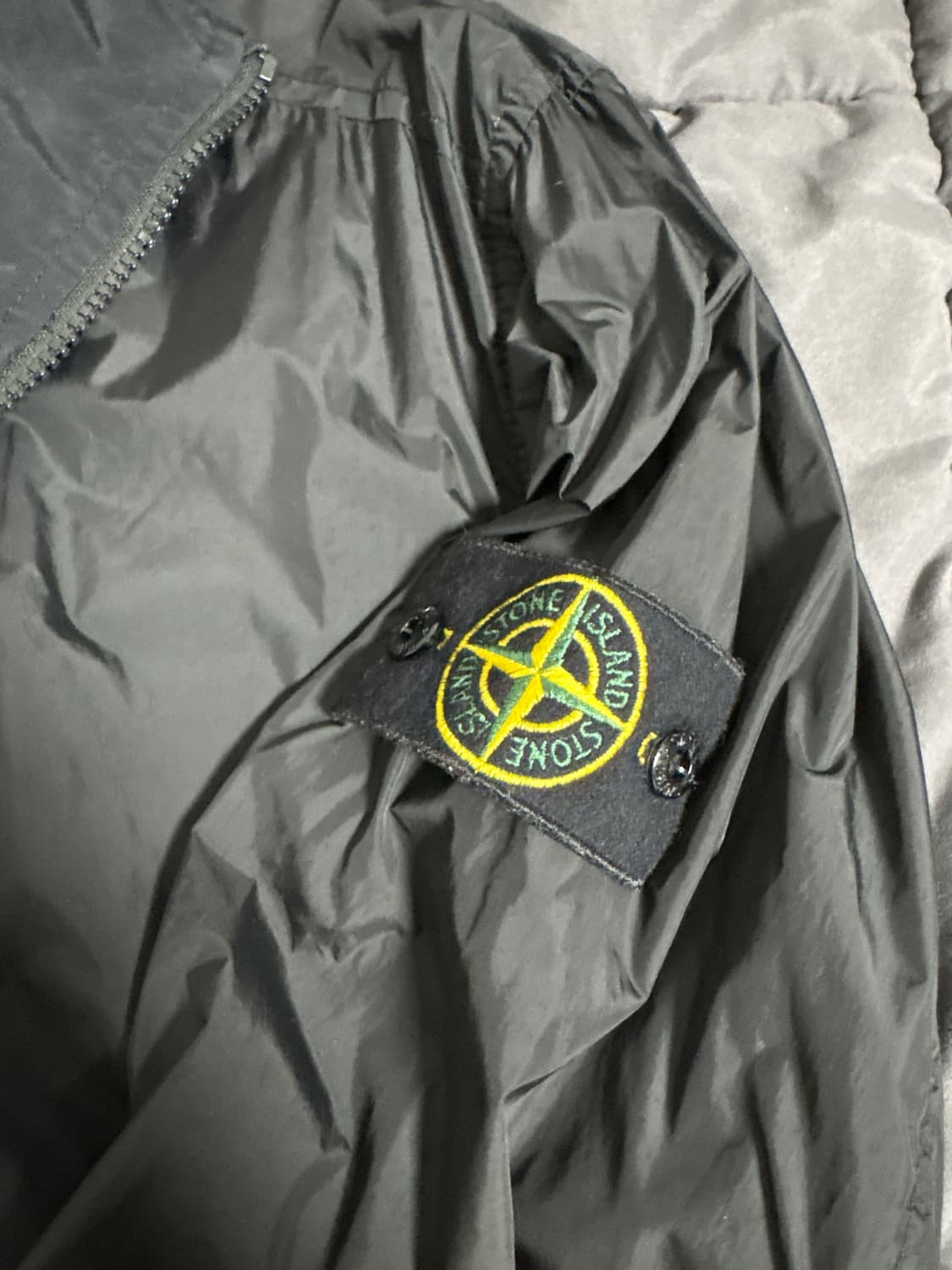 스톤아일랜드 바람막이 m사이즈 상품이미지2