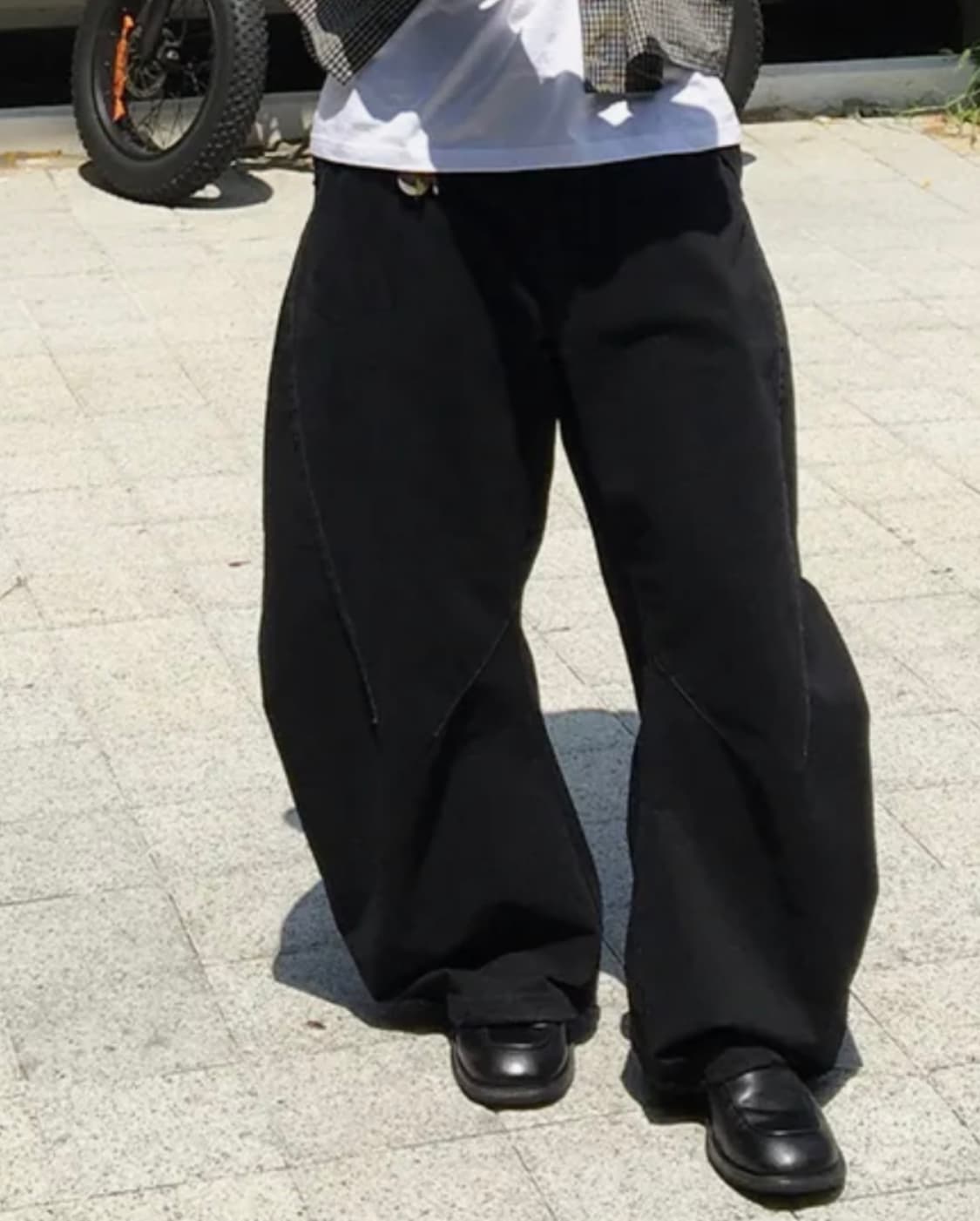 인템포무드 뉴하운 커브드 팬츠_블랙 XL 상품이미지1