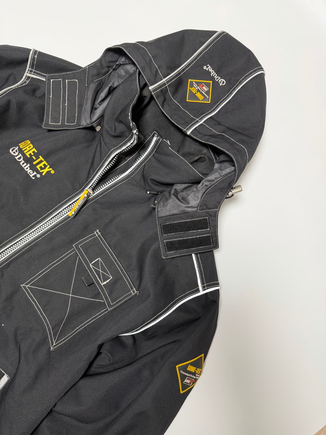 고어텍스 자켓 상품이미지2