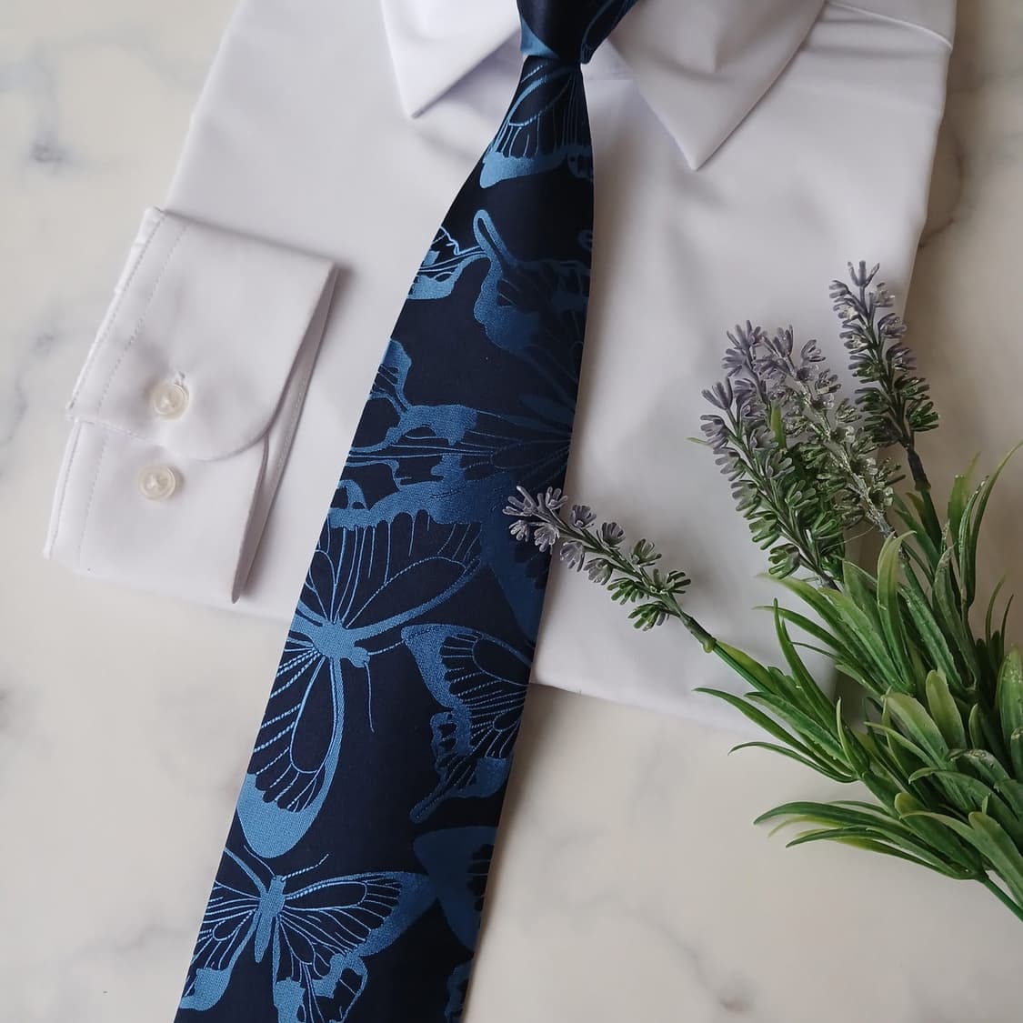 MCM 실크 블루 나비 패턴 넥타이 9.2cm A+등급 A19379
 상품이미지7