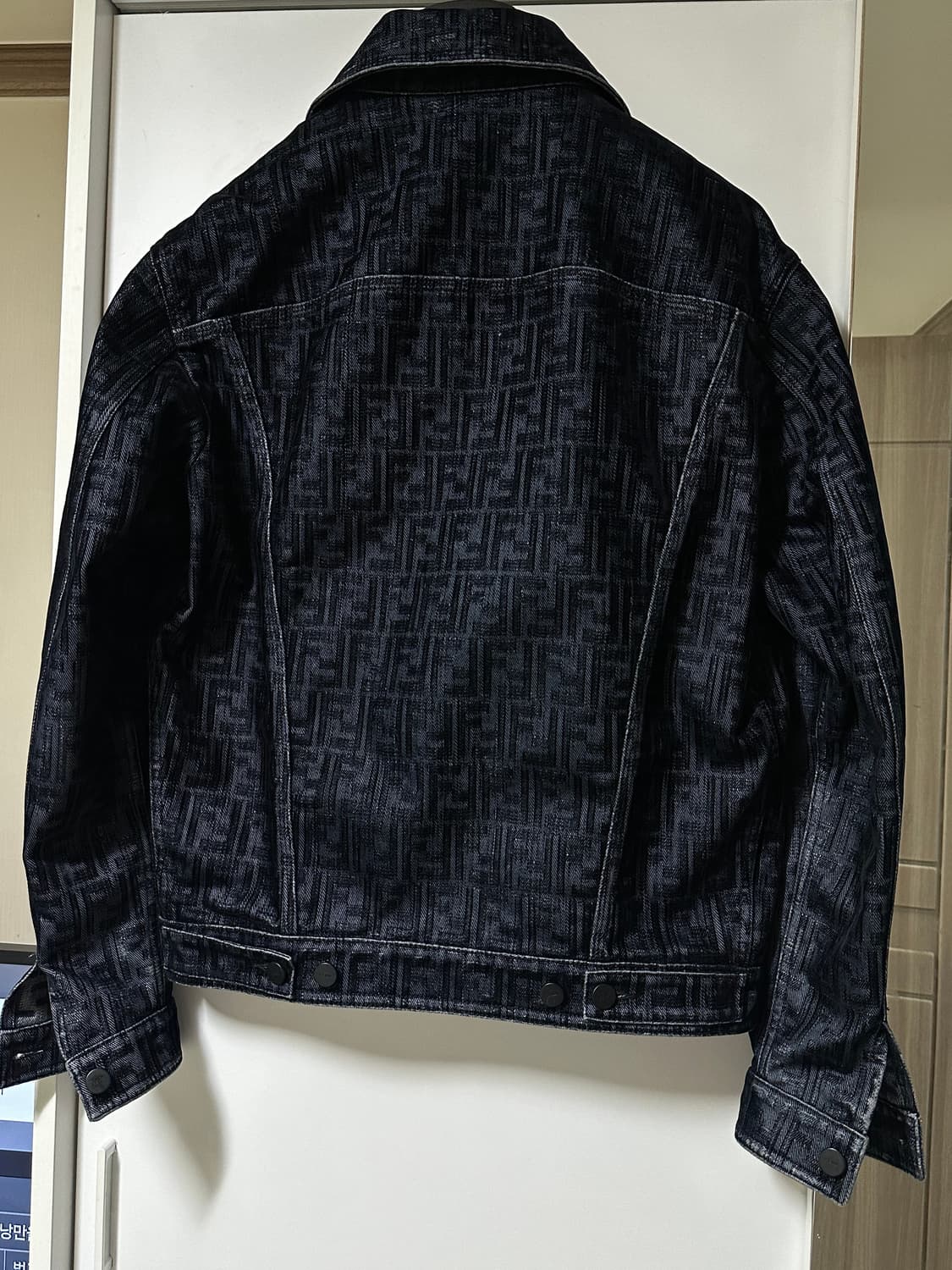 펜디 자켓 상품이미지2