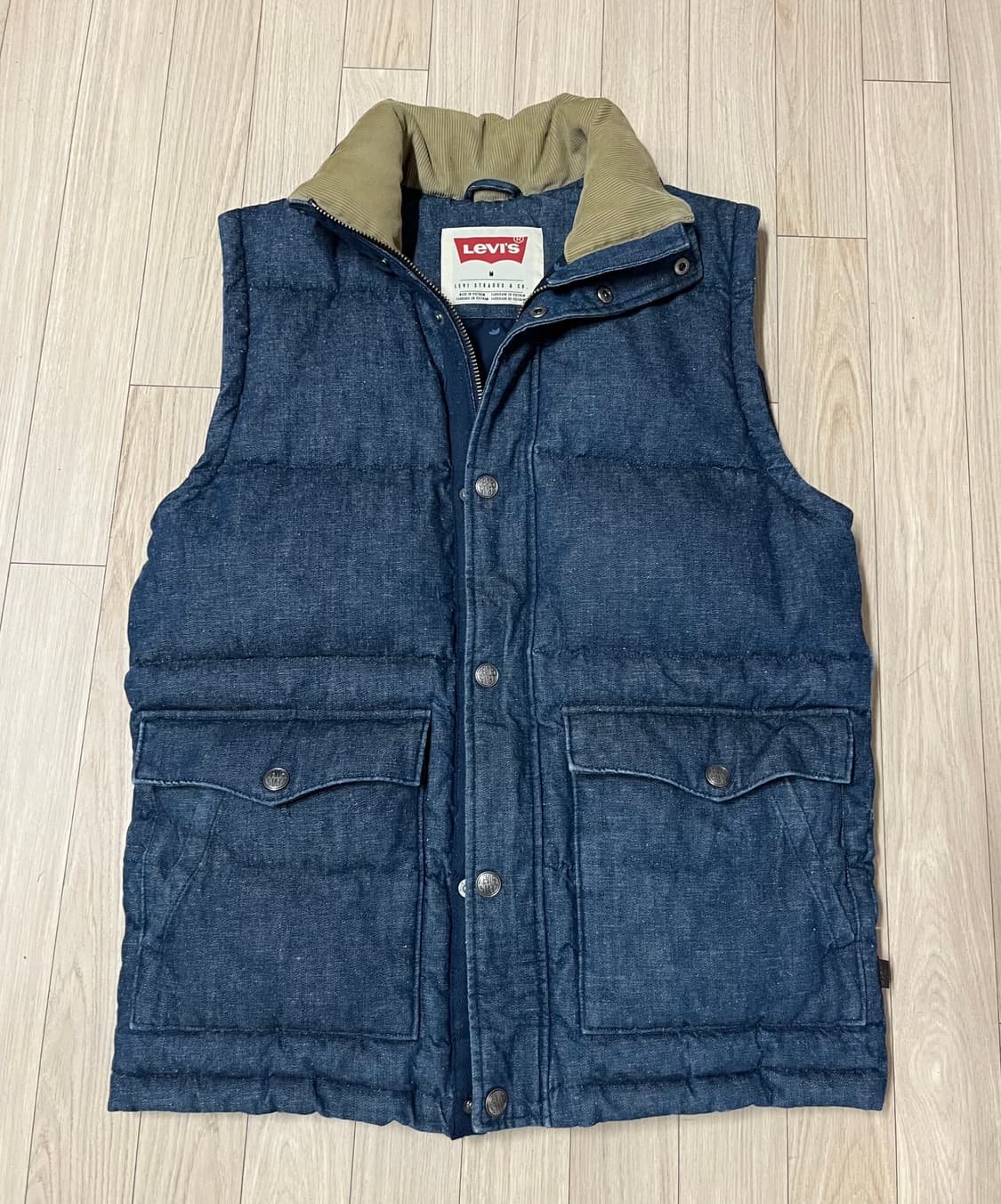 리바이스 다운 패딩 조끼 상품이미지1