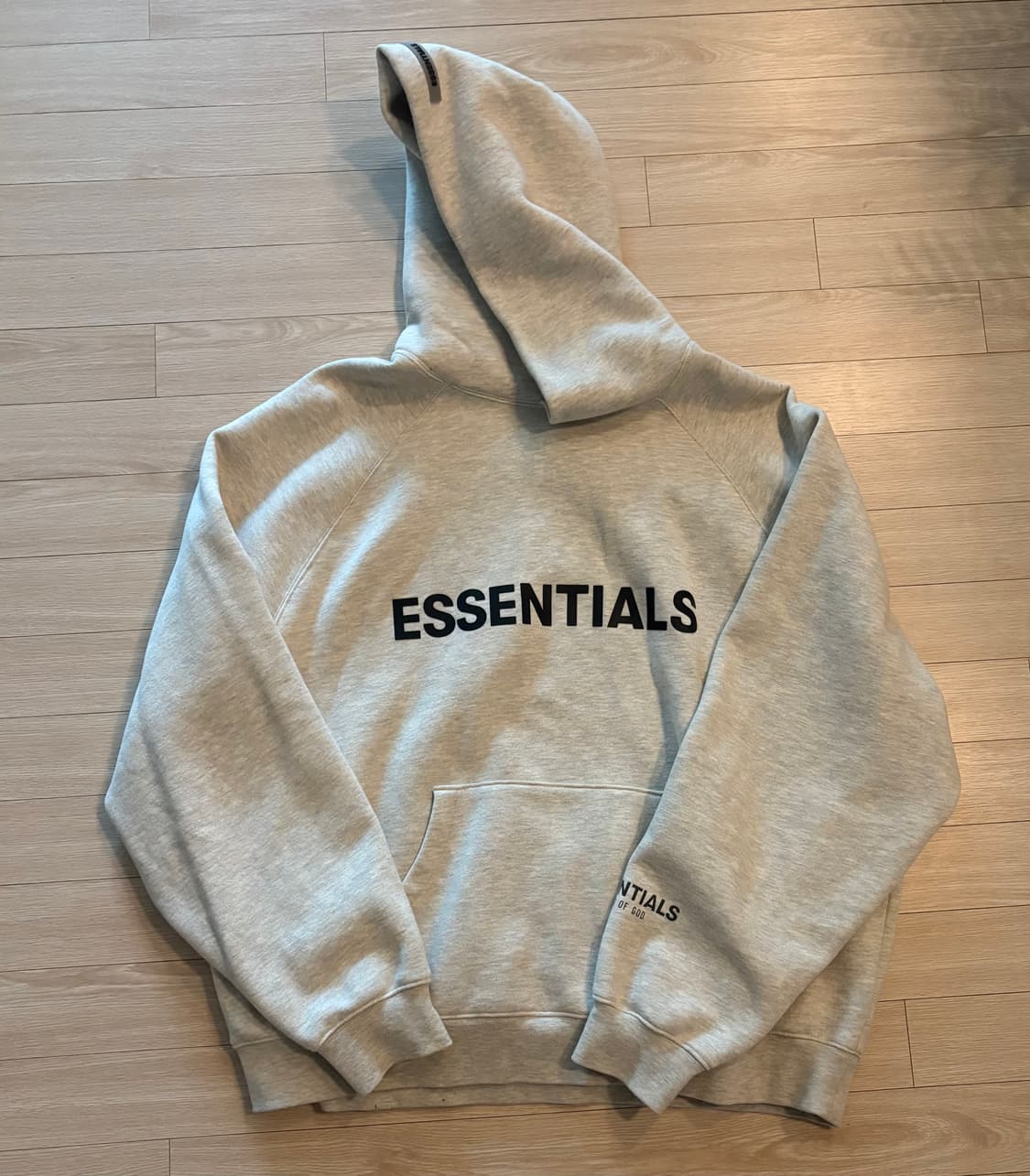 에센셜 풀오버 후드 상품이미지1