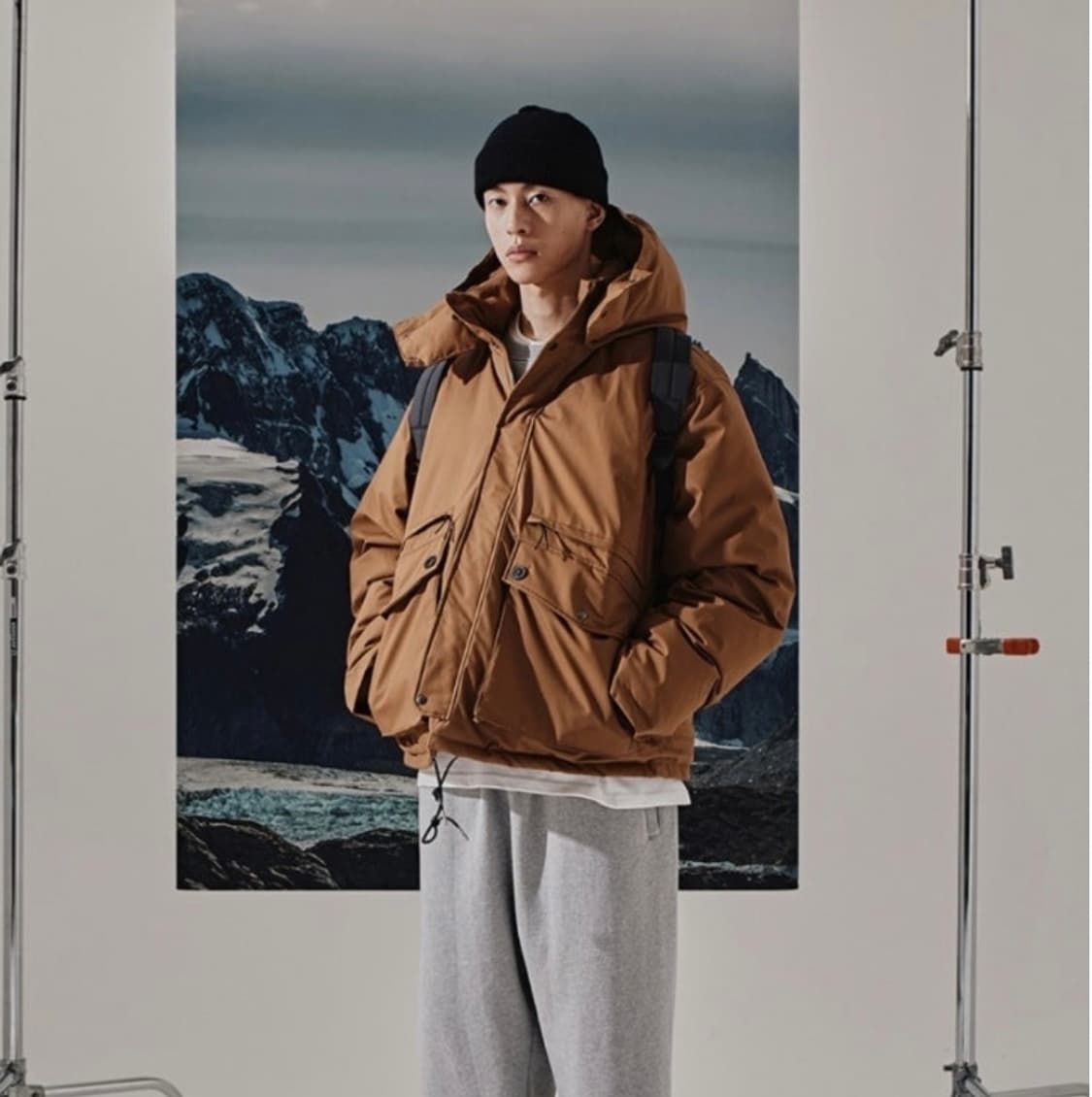 유니폼브릿지 덕다운 파카 브라운 상품이미지1