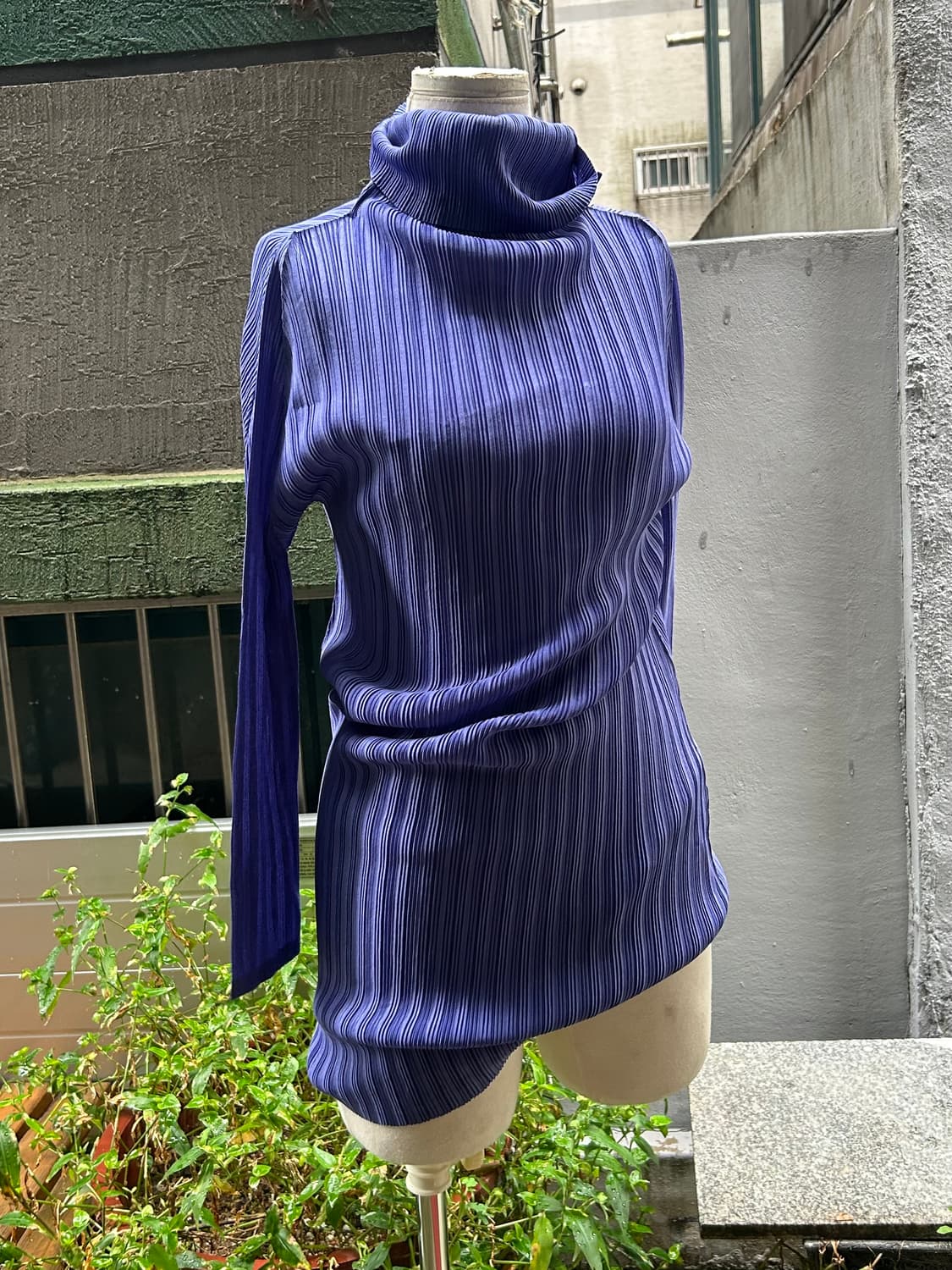 ISSEY MIYAKE Pleats please purple sleeve 상품이미지1