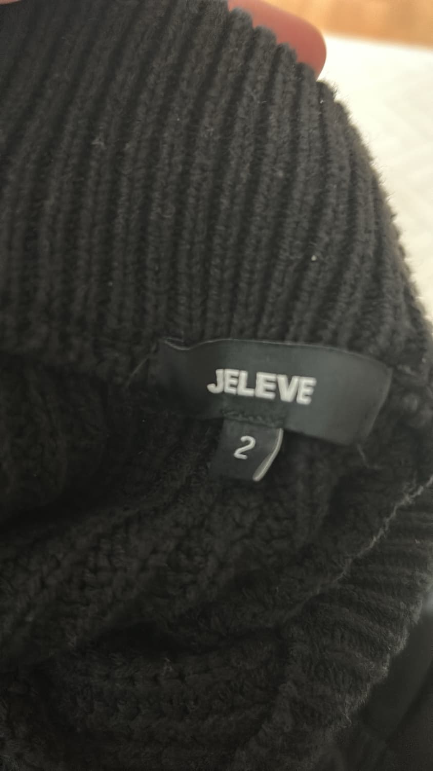 제이엘브 클래식 머슬핏 하프집업 니트 상품이미지3