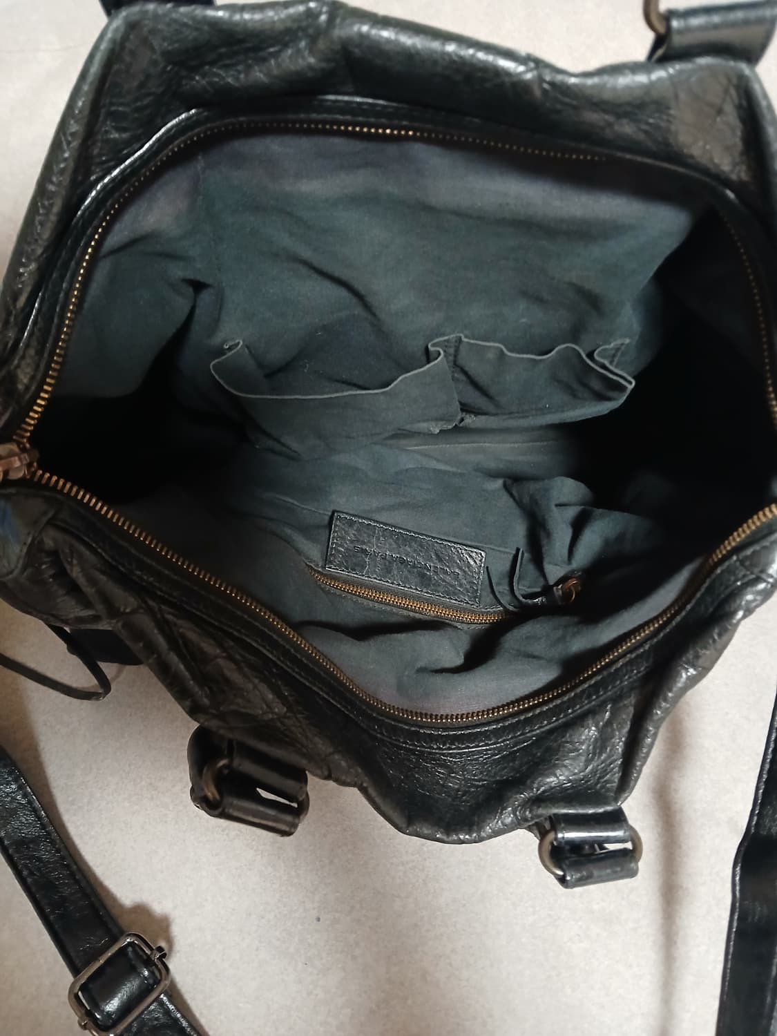 발렌시아가 자이언트 모터백 상품이미지3