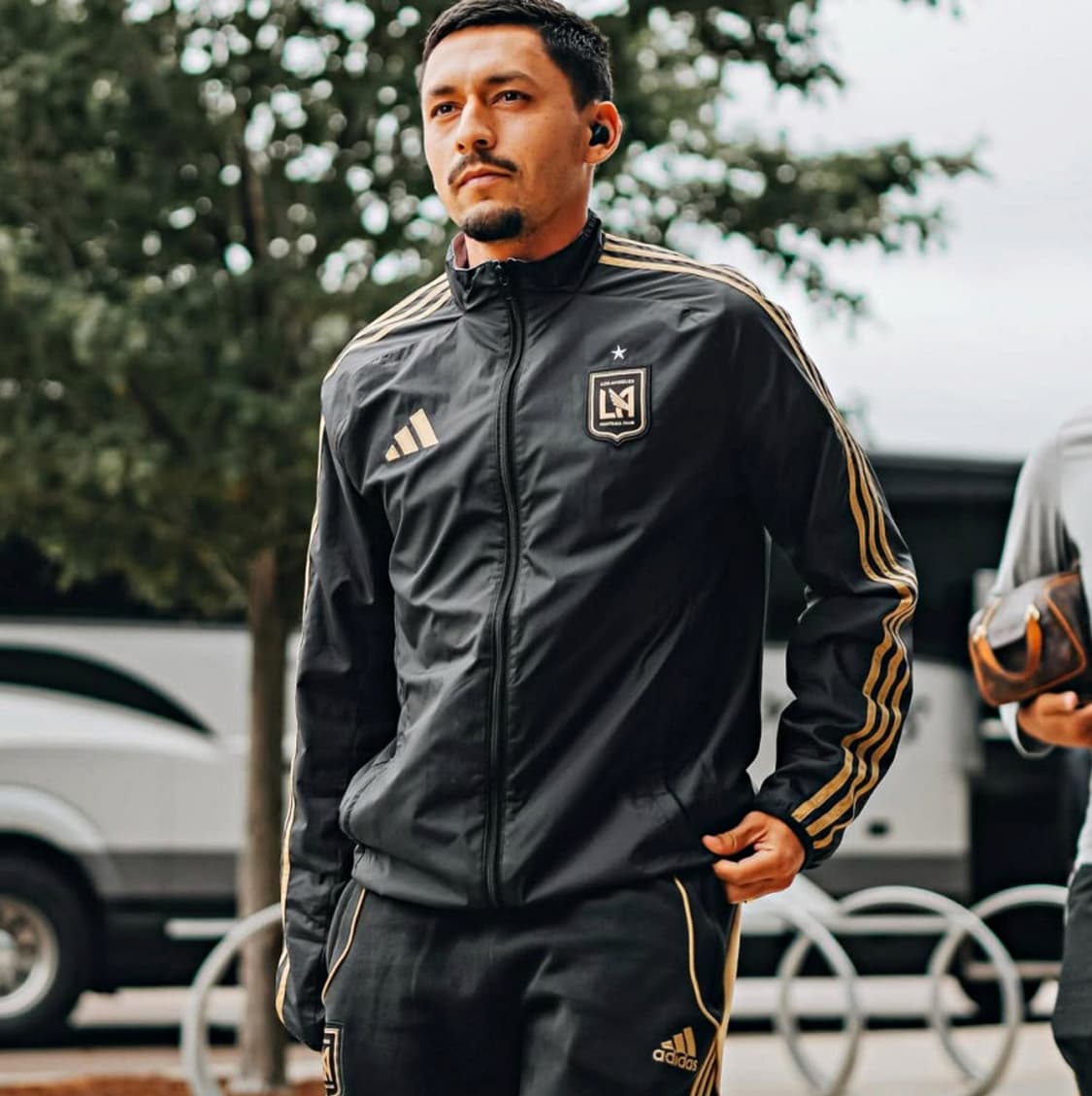 아디다스 LAFC 리버시블 앤섬 자켓 블랙 - US 사이즈 팝니다. 상품이미지8