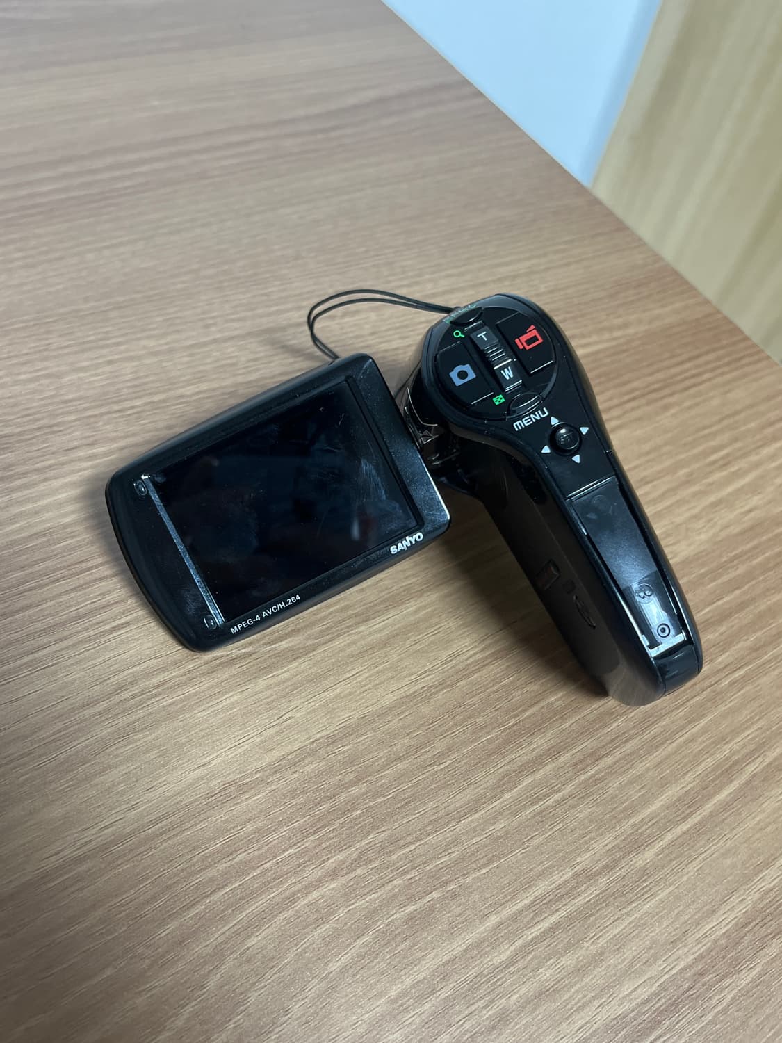 SANYO XACTI 9.1 메가픽셀 캠코더 상품이미지2