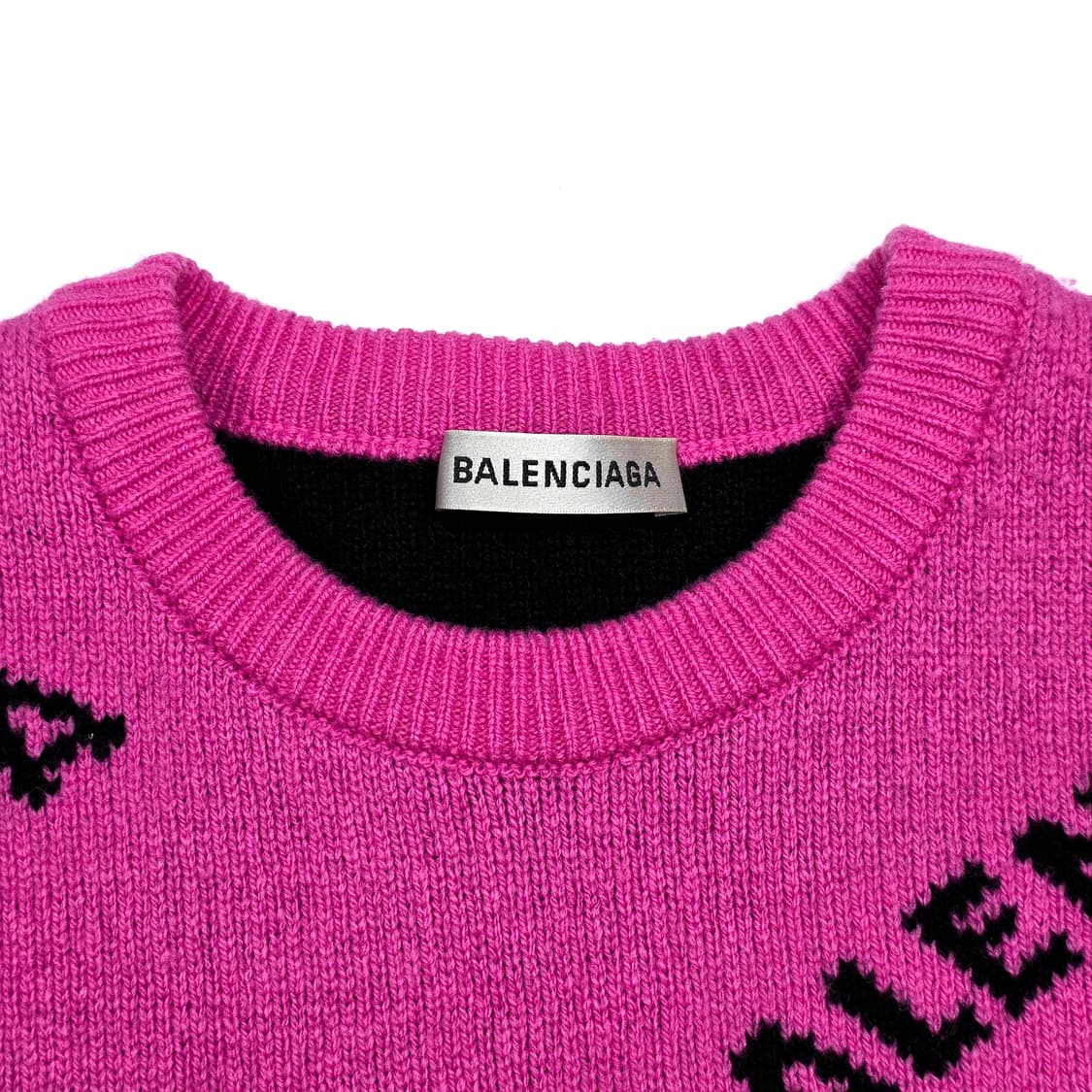 발렌시아가 여성 멀티로고 크롭 니트 상품이미지4