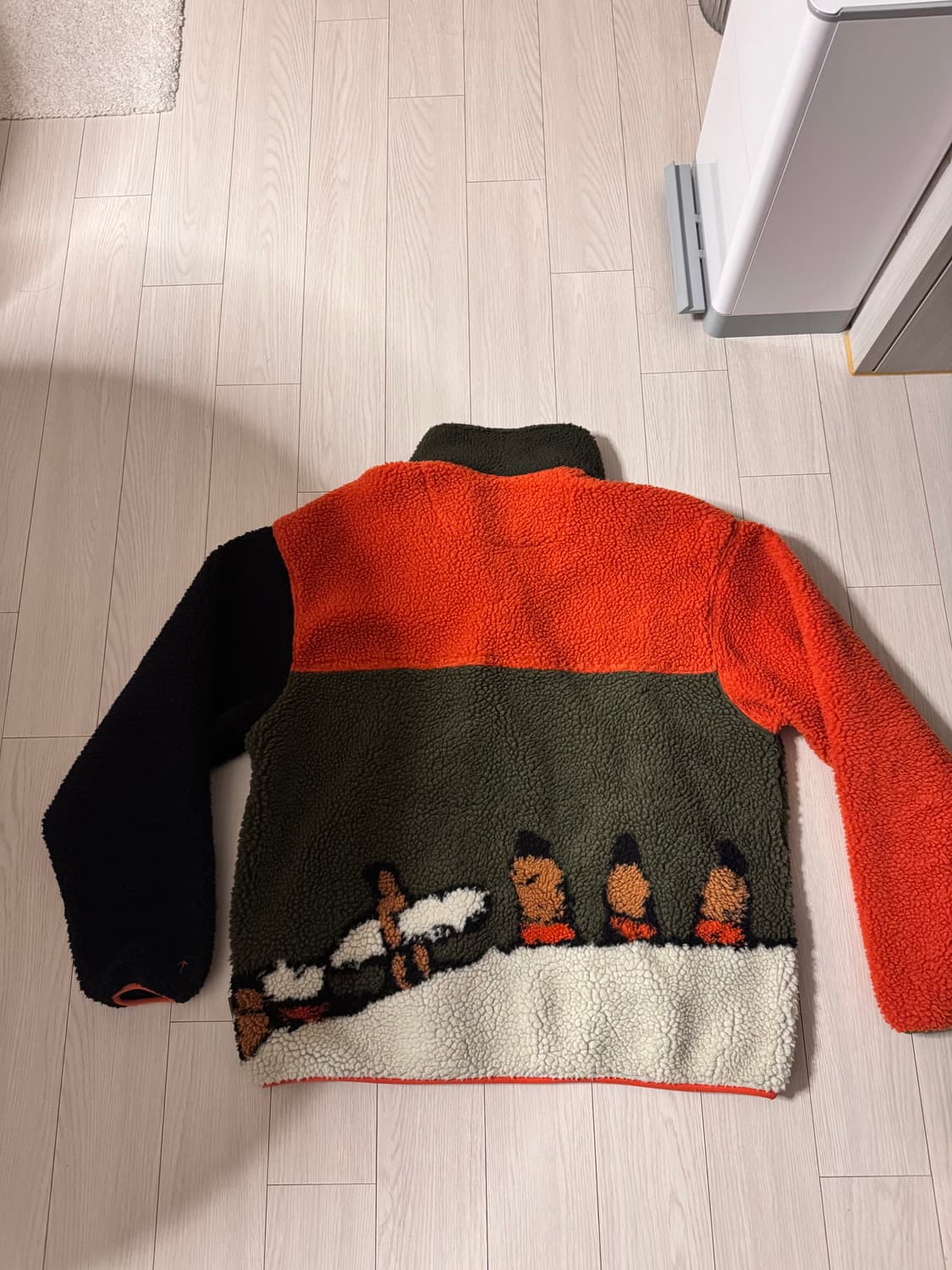 나이젤카본 X 반스볼트 신칠라 쉐르파 후리스 XL 상품이미지2