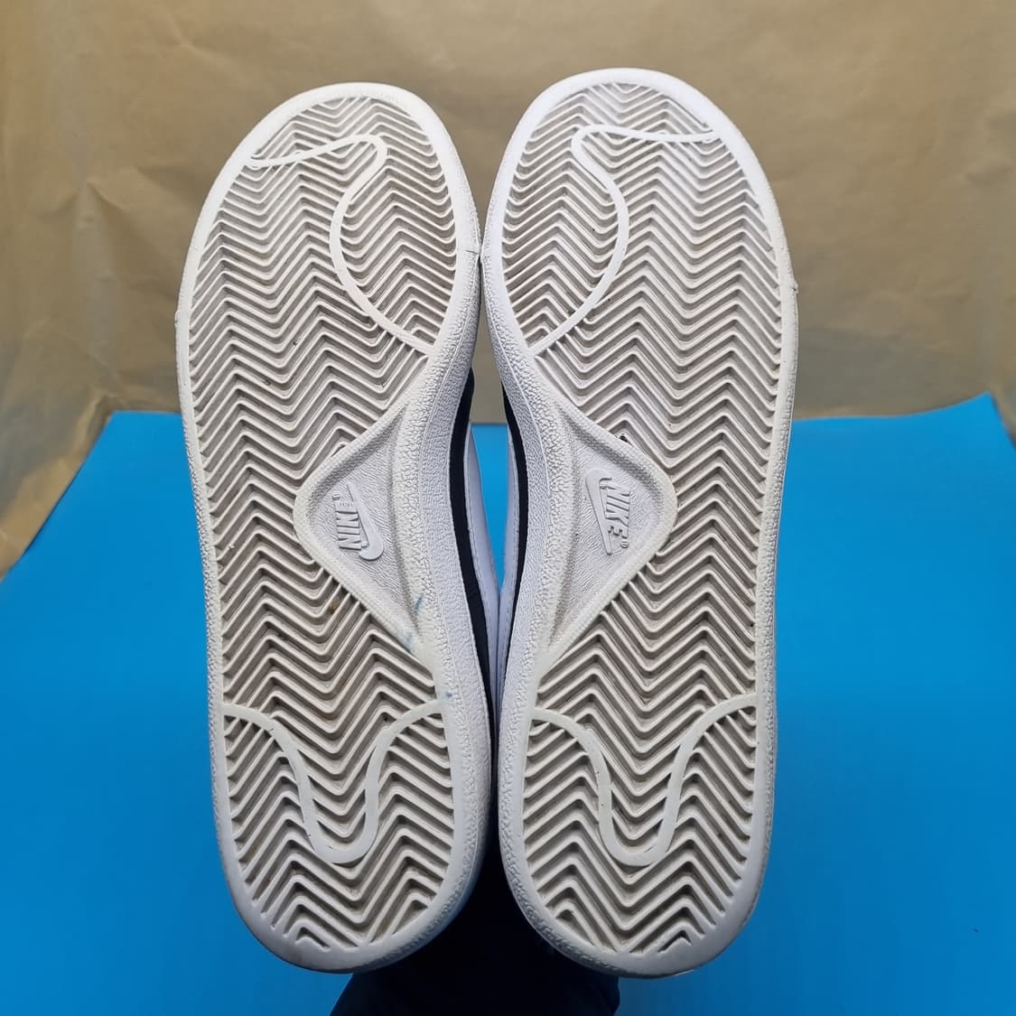 나이키 코트 로얄 남성스니커즈275 상품이미지3