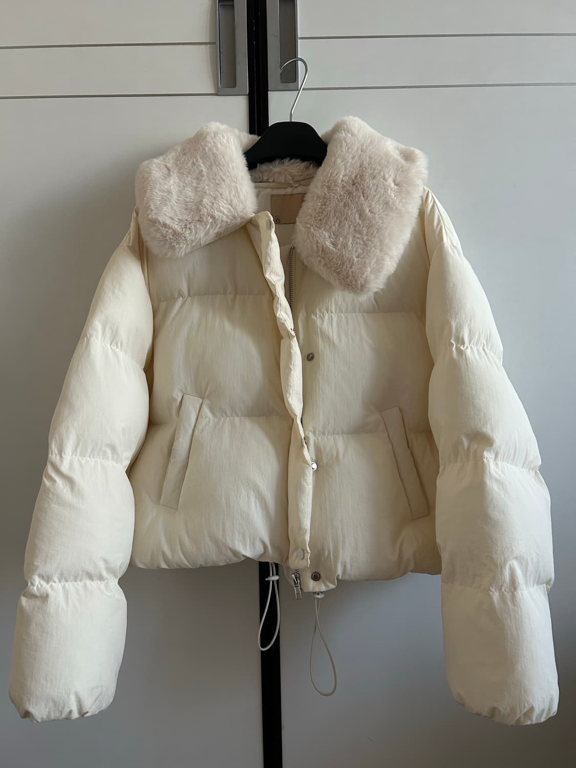 아틀리에 나인 크롭 퍼 카라 푸딩 패딩 상품이미지1