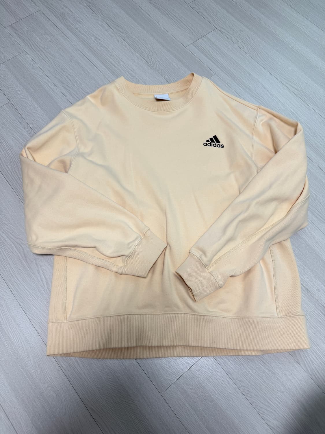 아디다스 맨투맨 상품이미지1