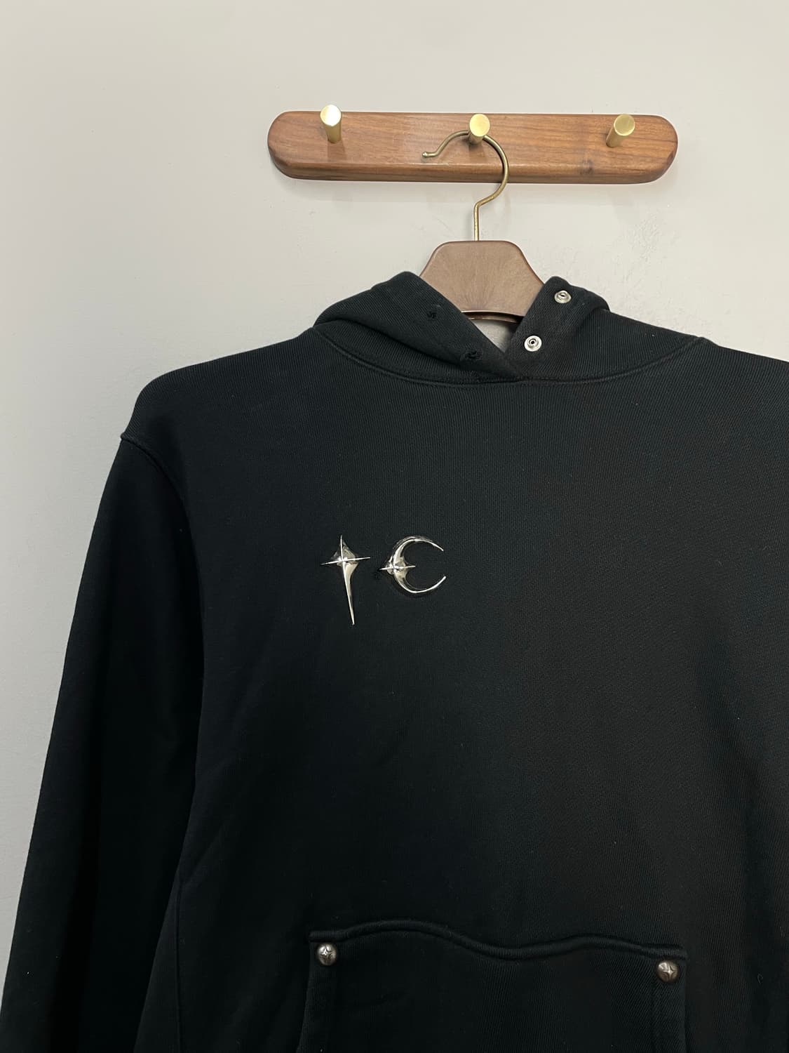 떠그클럽 블랙 아머 후드티 H2363 상품이미지3