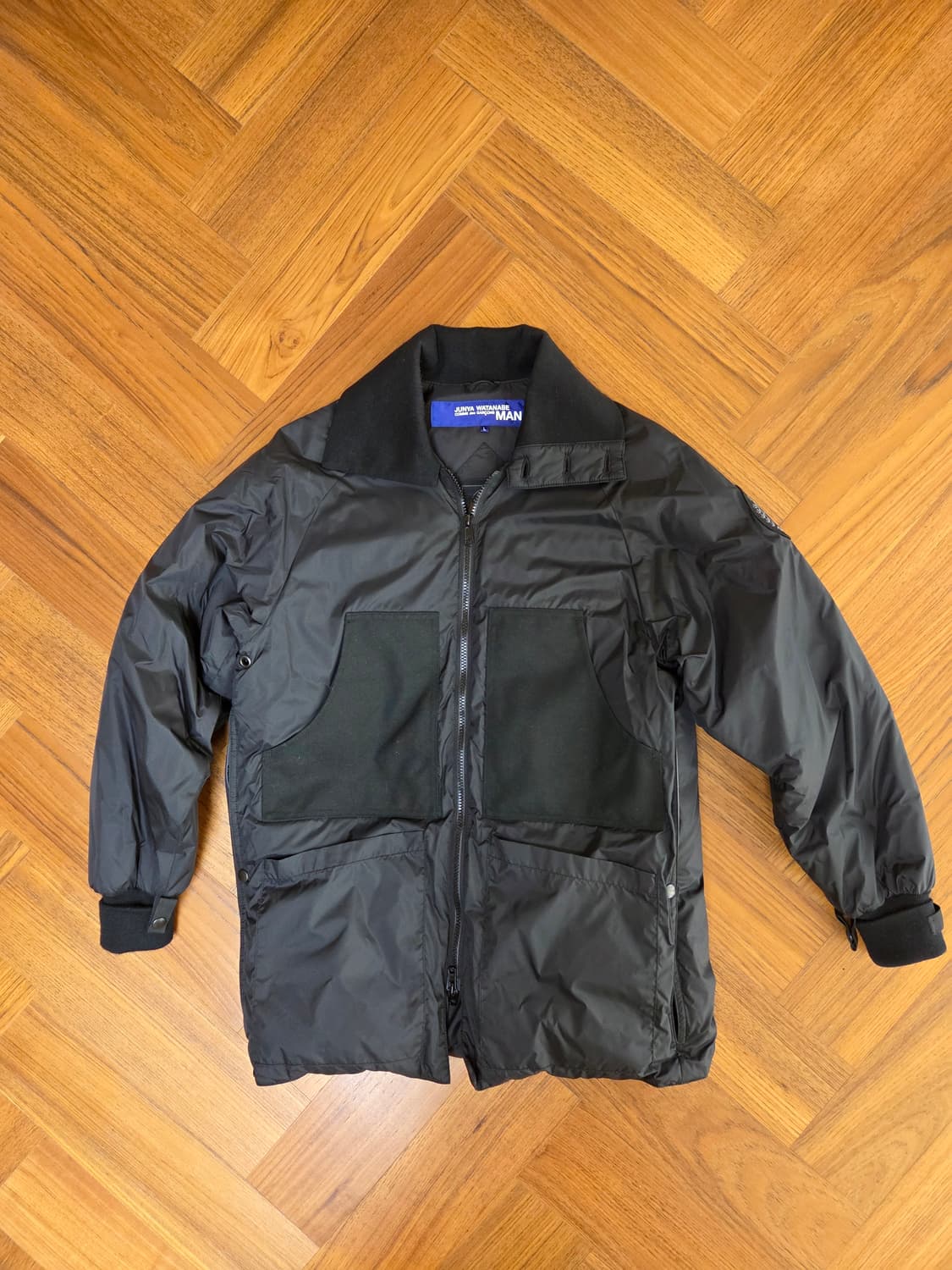 꼼데카르송 캐나다구스 콜라보 패딩 파카  상품이미지1