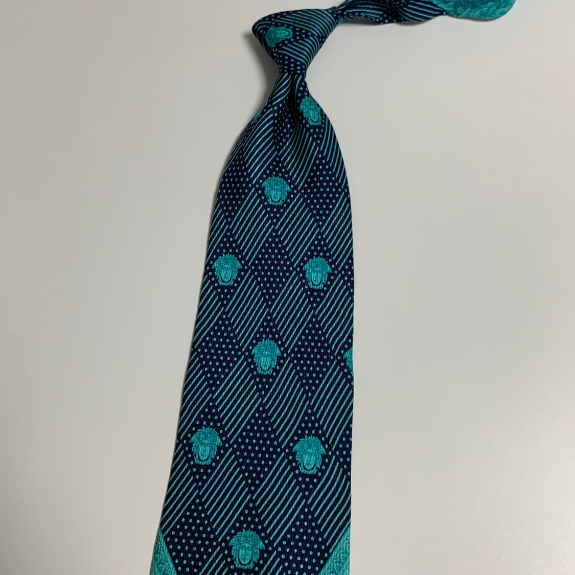 베르사체(VERSACE) 명품넥타이 A등급 9.9cm 미세이염존재 상품이미지7