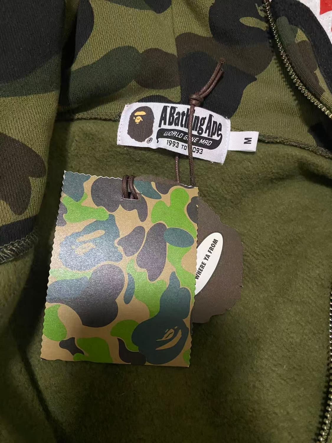BAPE 1st Camo Shark Full Zip Hoodie Army 상품이미지4