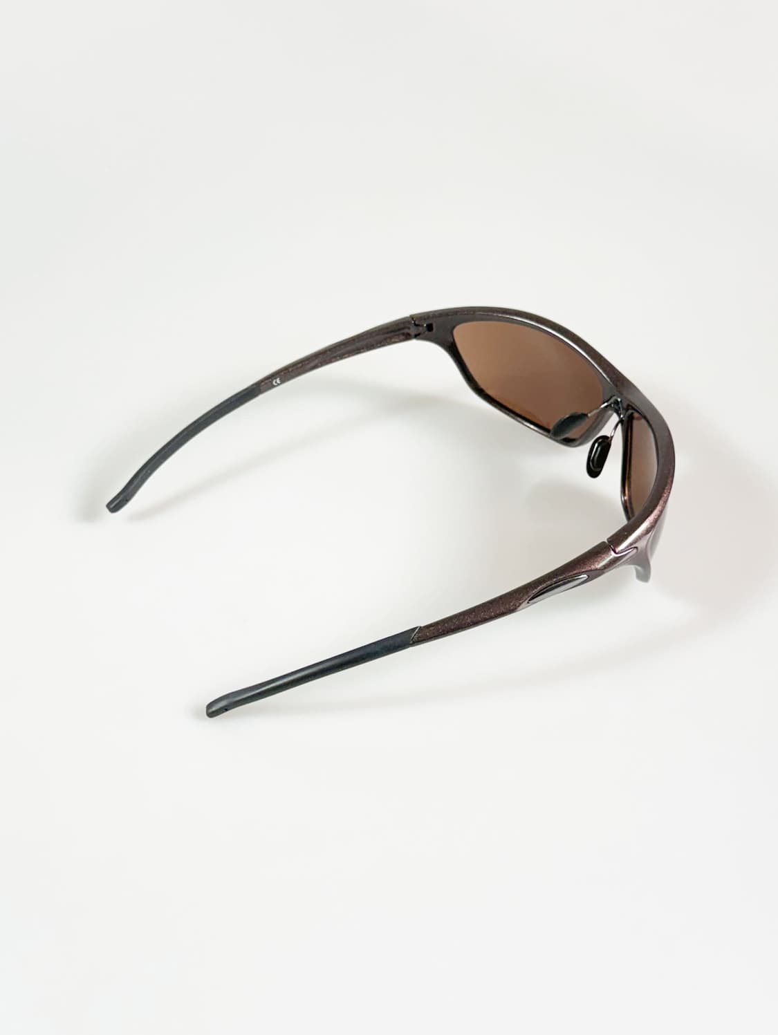 브라운 랩어라운드 스퀘어 스포티 빈티지 틴트 선글라스 상품이미지4