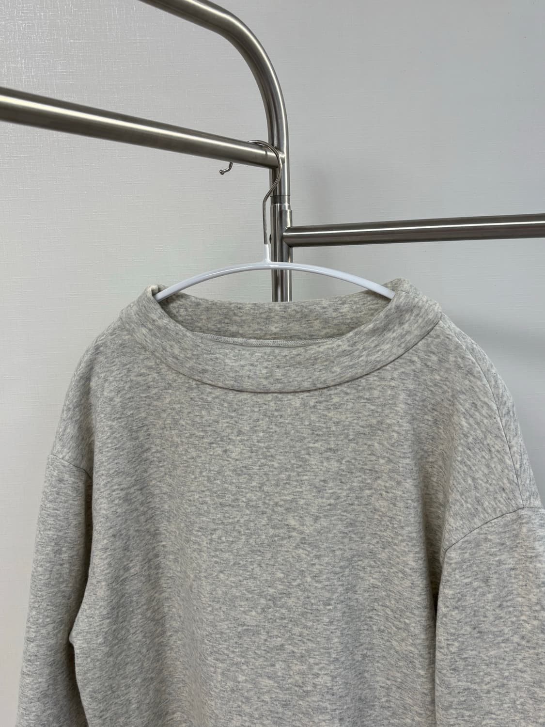 mocassin 화이트 멜란지 벌룬 7부 맨투맨 상품이미지2