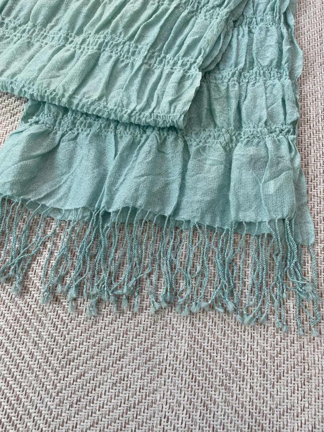 바시에 셔링 텍스처 프린지 머플러 J03751 상품이미지5