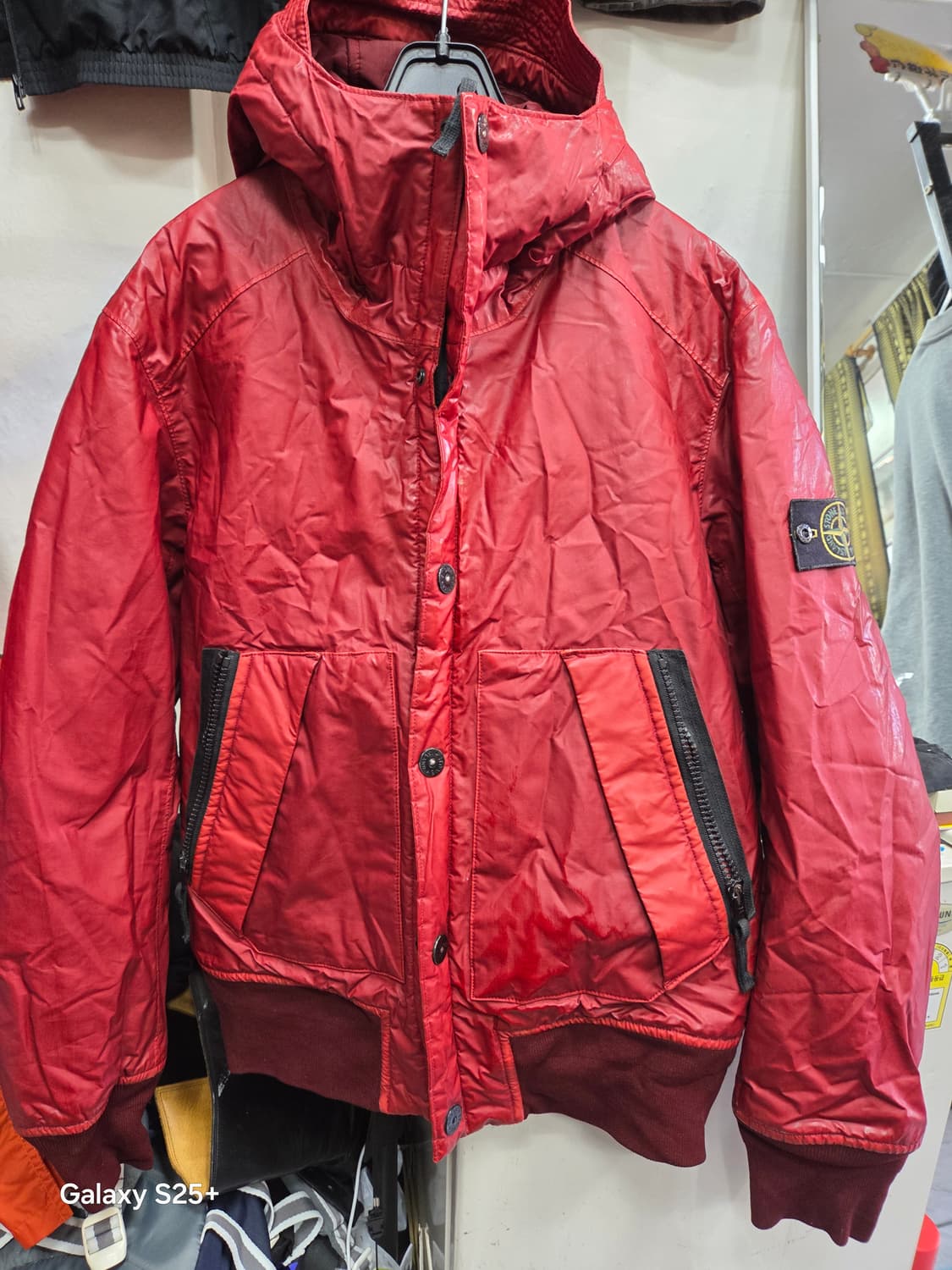 스톤   아일랜드   레드   패딩 상품이미지3