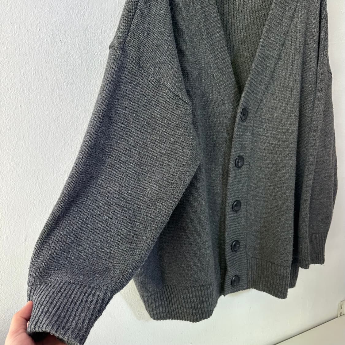 OS 꼼파뇨 진그레이 루즈오버핏 헤비울 브이넥가디건 상품이미지2